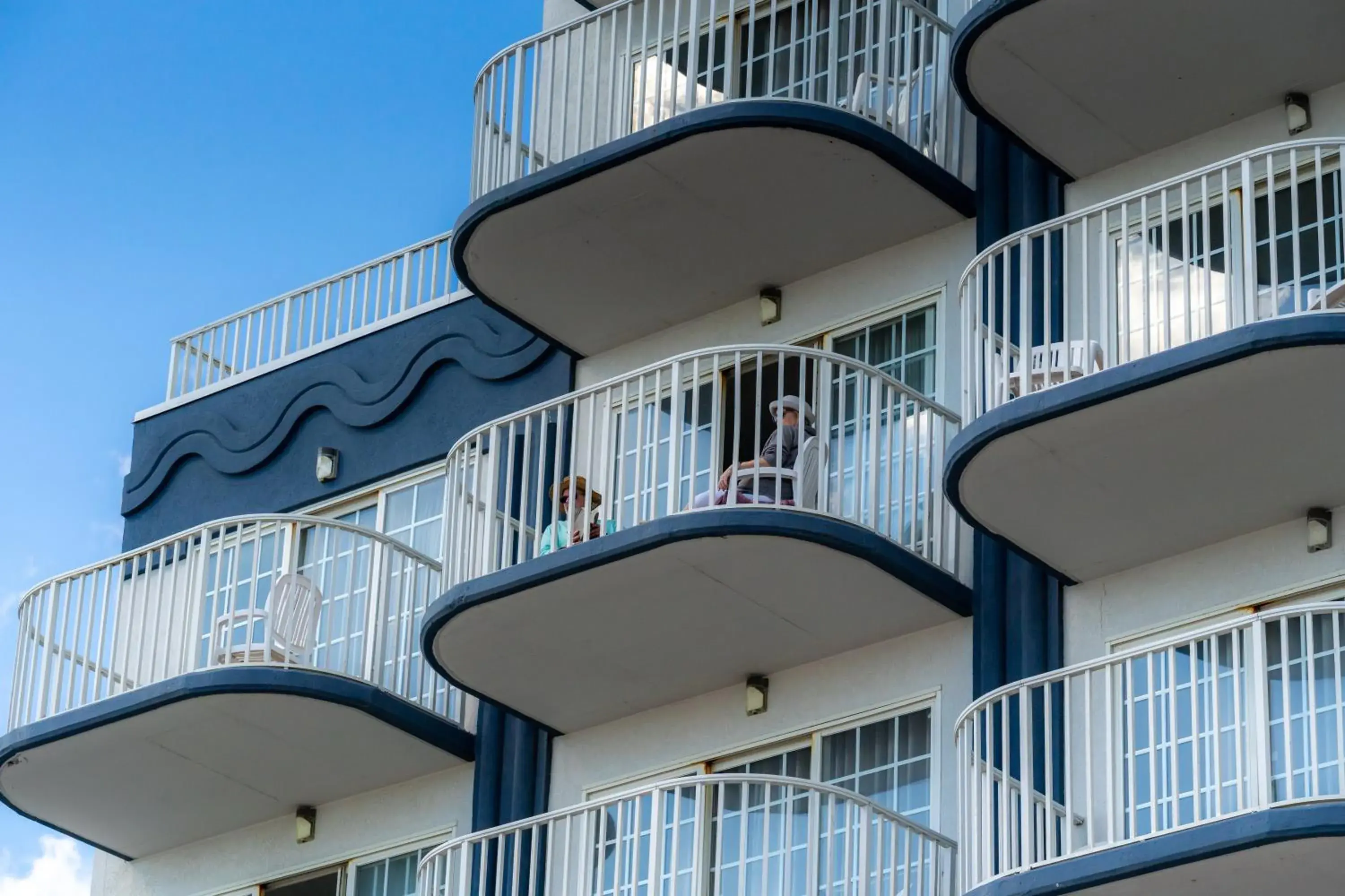 Property building in Paradise Plaza Inn Property building in Paradise Plaza Inn