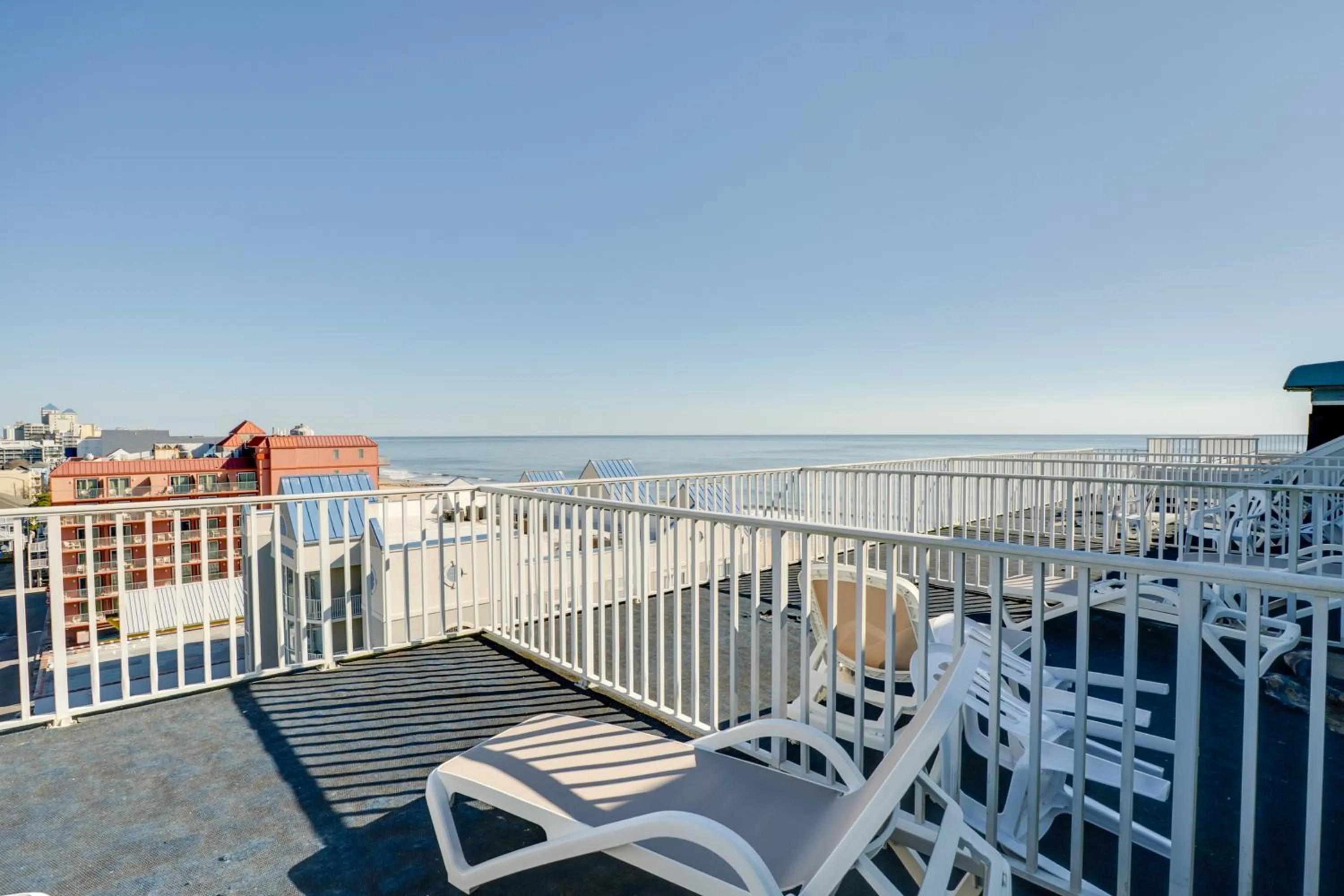 Balcony/Terrace in Paradise Plaza Inn