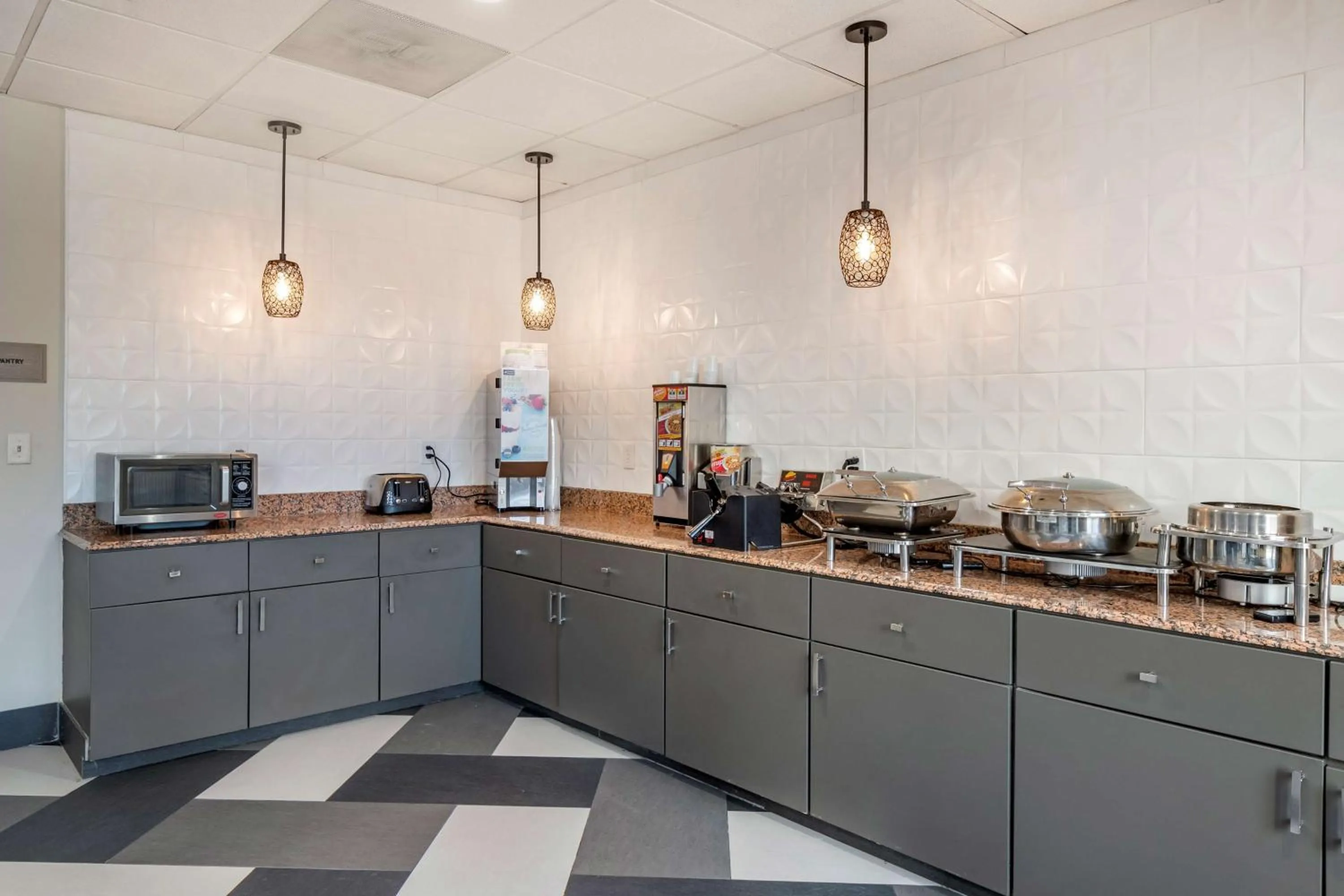 Breakfast in Best Western Plus McKinney Inn and Suites