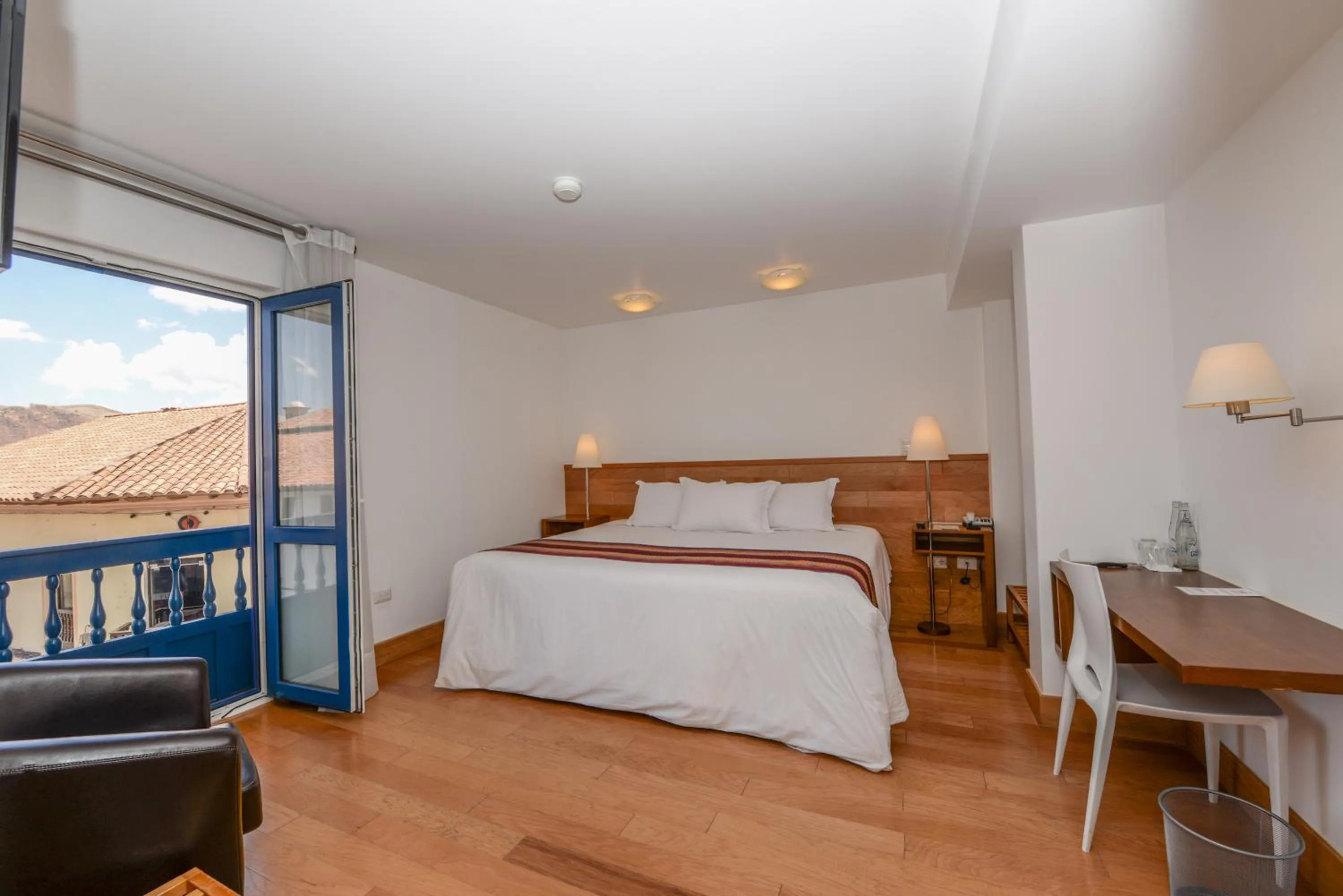 Photo of the whole room, Bed in Hotel Plaza de Armas Cusco