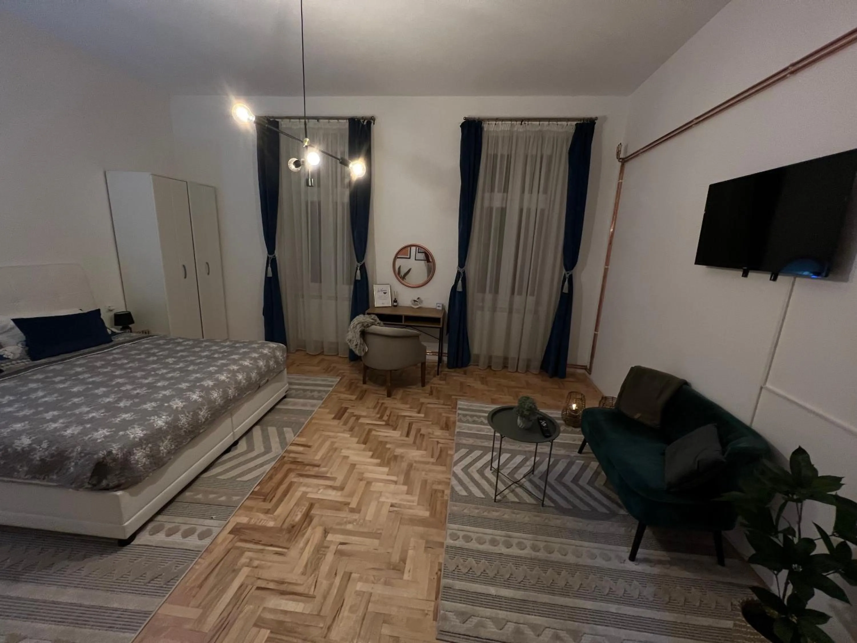 Bedroom, Bed in Le Royal Suites Sarajevo - City Center