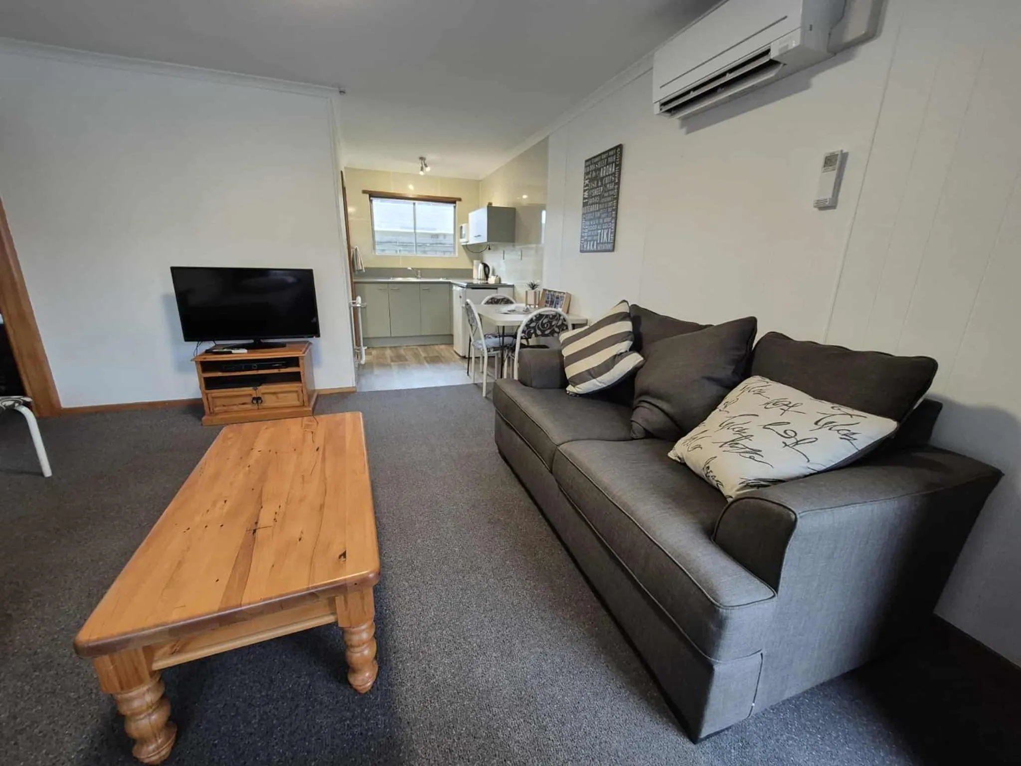 Seating area in Alexandra Motor Lodge NZ