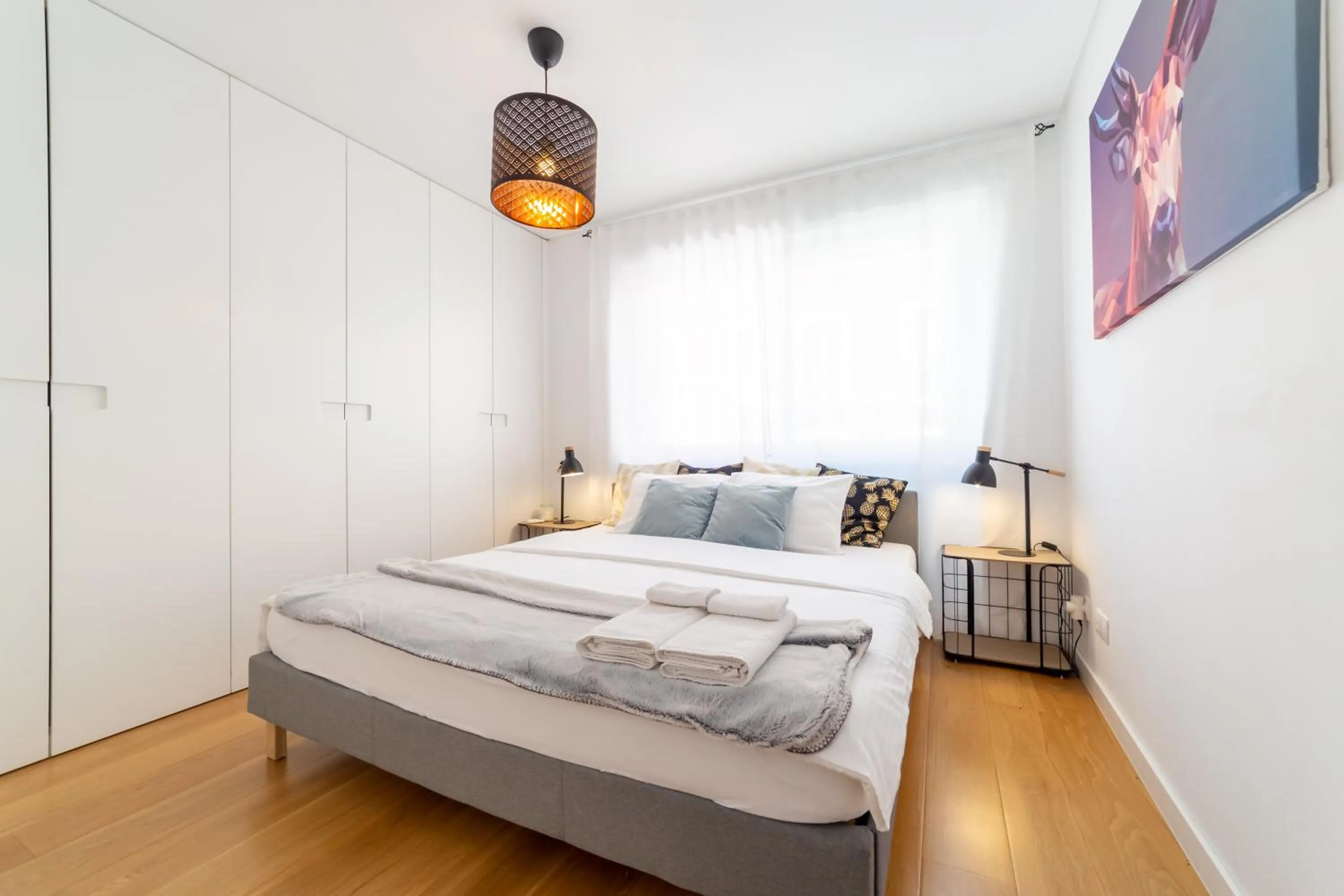 Photo of the whole room, Bed in Industrial Lisbon Apartment