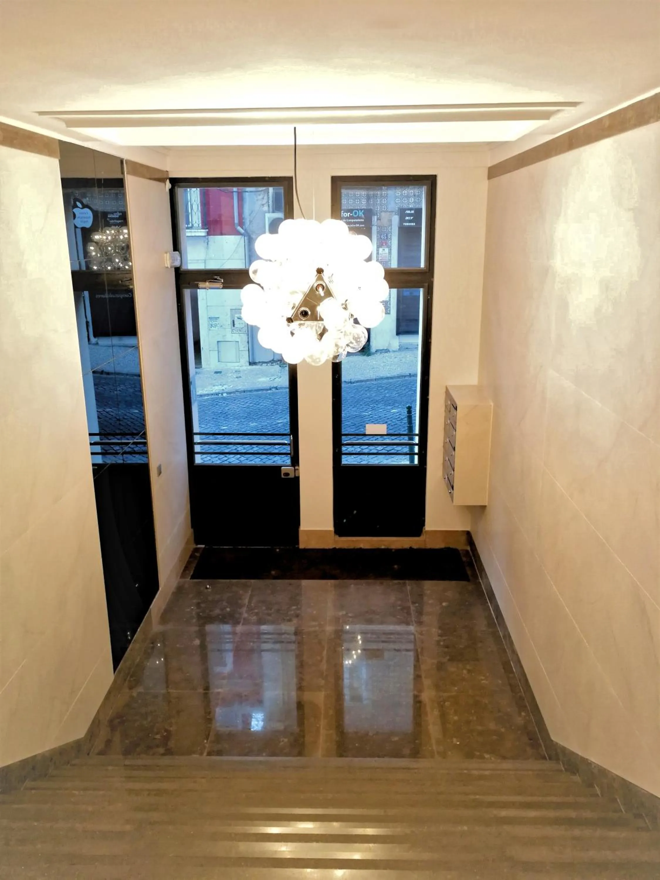 Property building in Industrial Lisbon Apartment