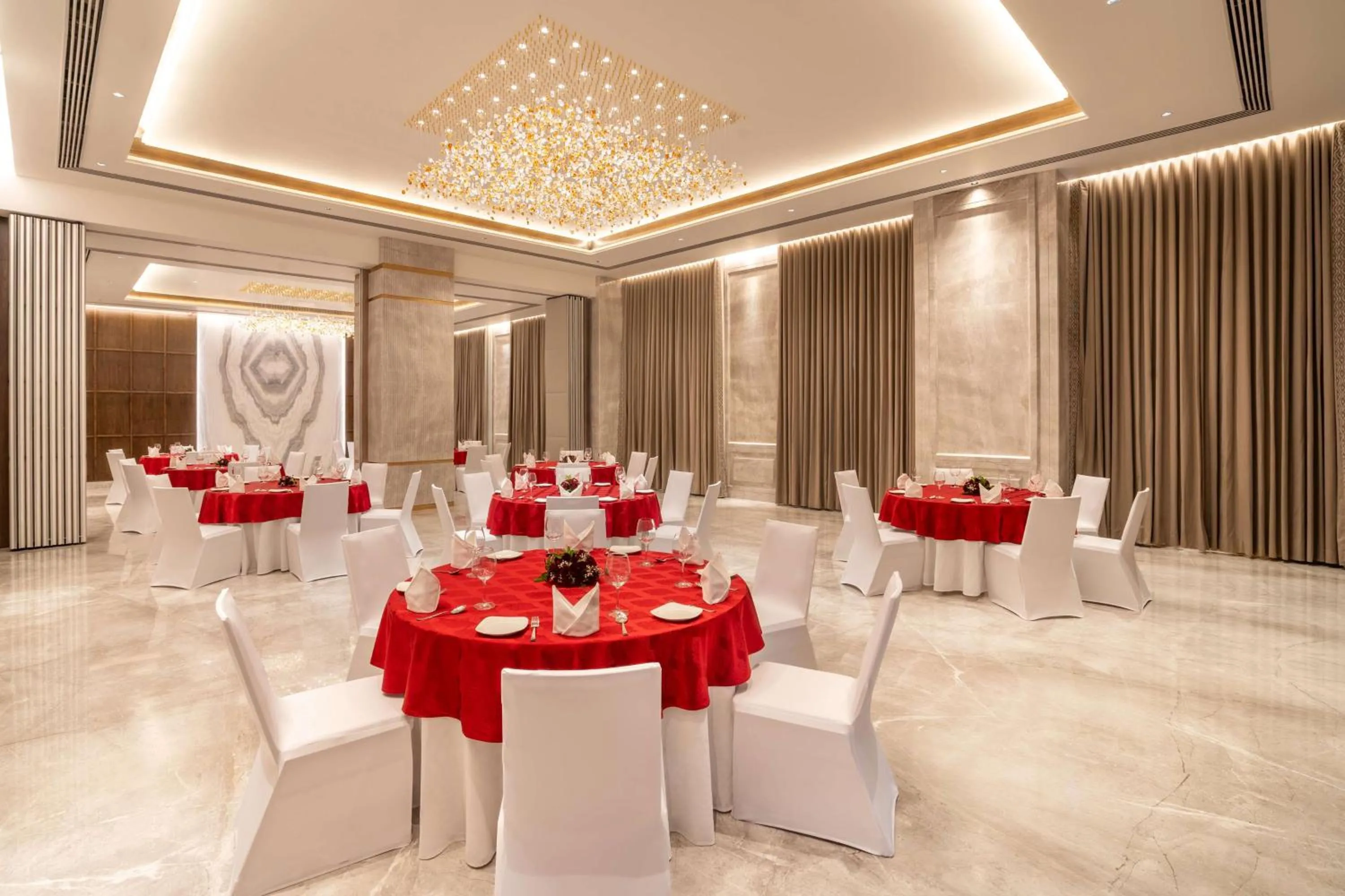 Meeting/conference room in Radisson Blu Hotel Chennai City Centre