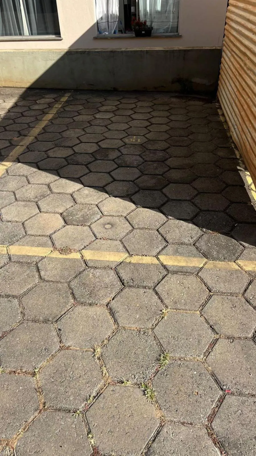 Parking in AP Luxo Queen