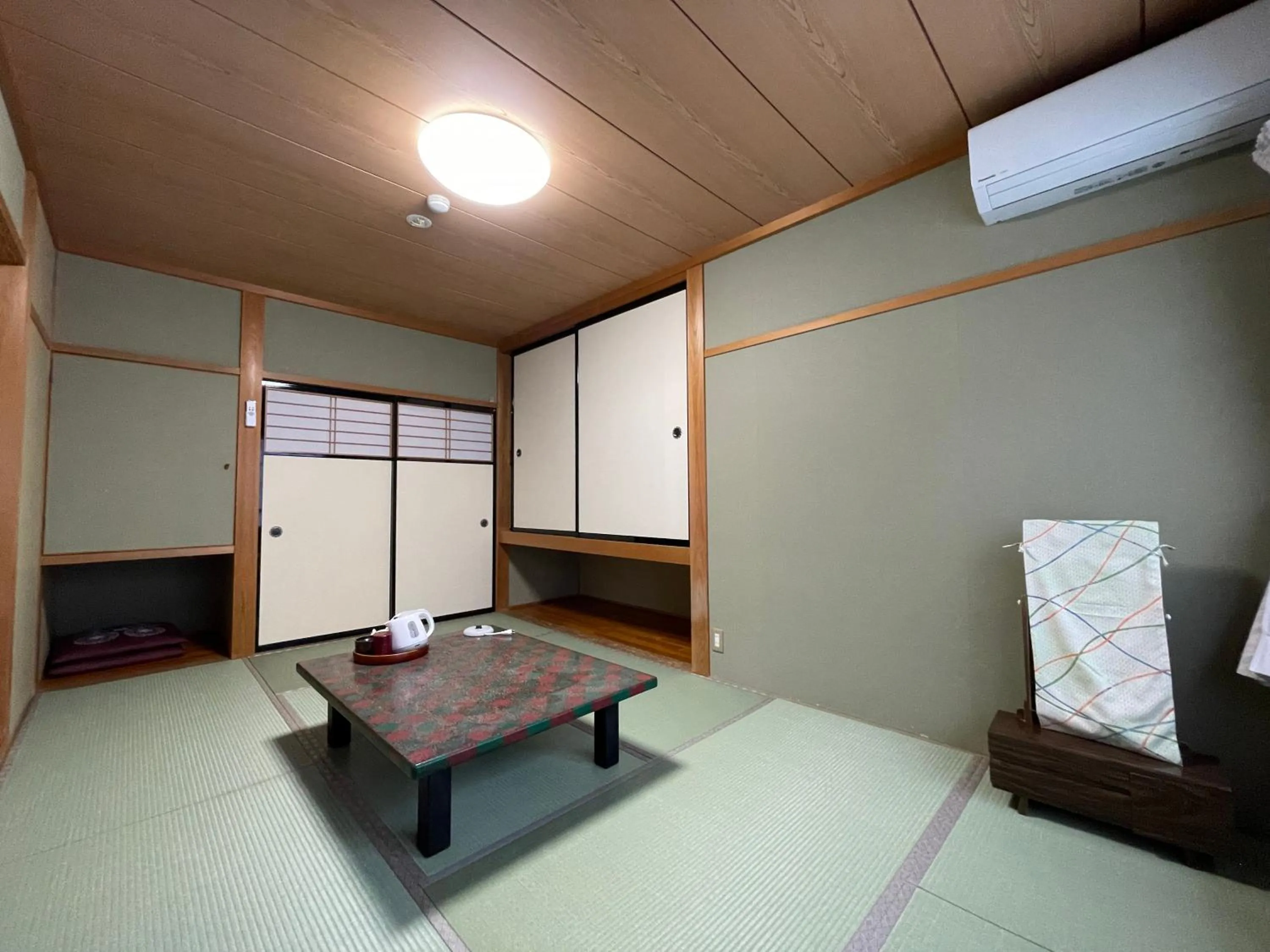 air conditioner in Suisensou