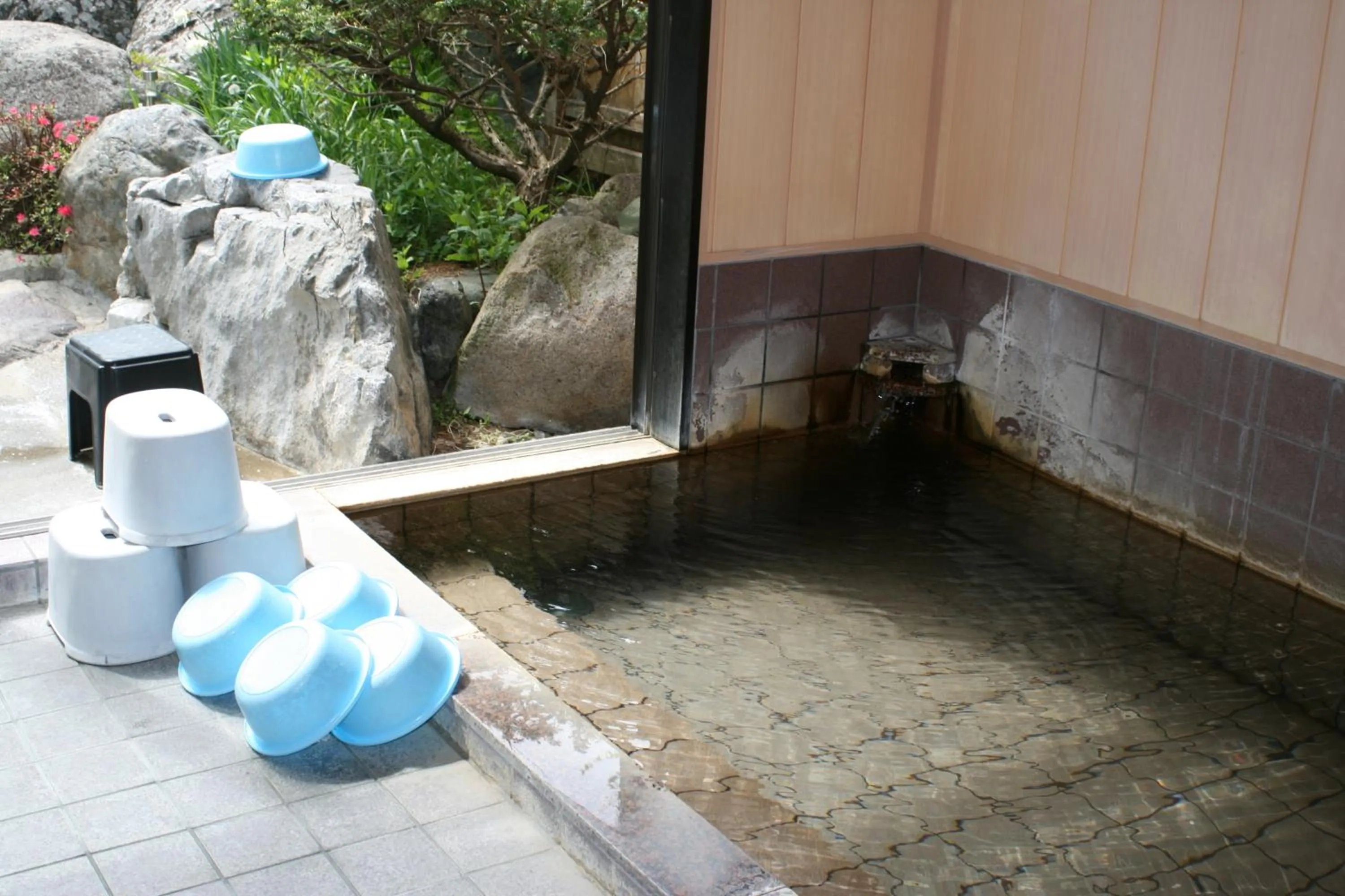 Open Air Bath in Suisensou