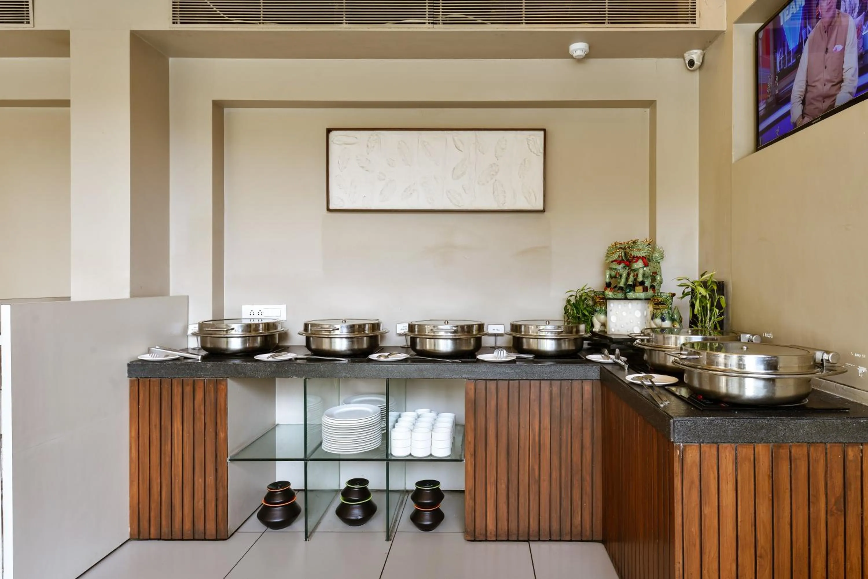 Breakfast in Dragonfly Hotel - The Art Hotel