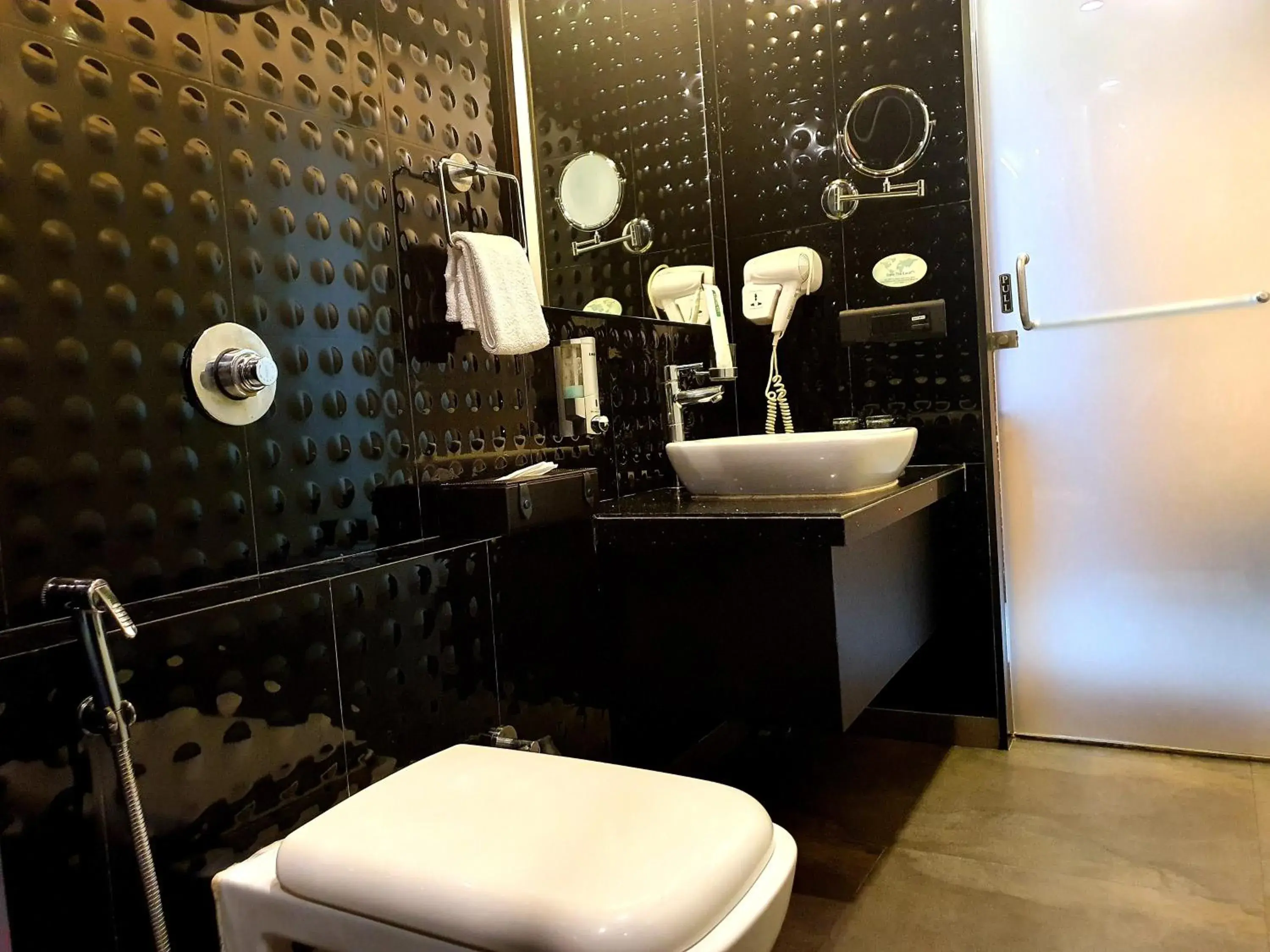 Bathroom in Dragonfly Hotel - The Art Hotel Bathroom in Dragonfly Hotel - The Art Hotel