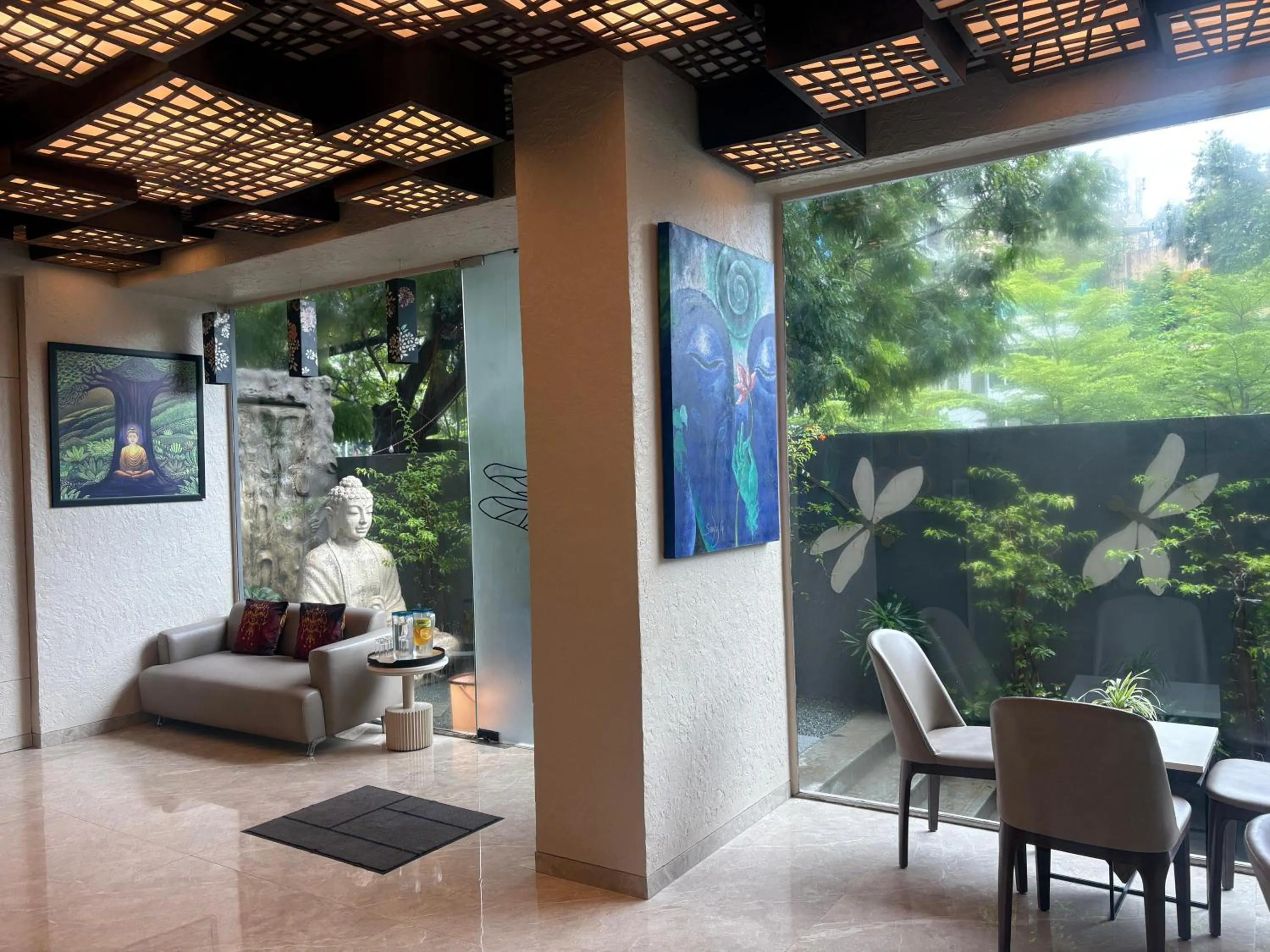 Lobby or reception in Dragonfly Hotel - The Art Hotel