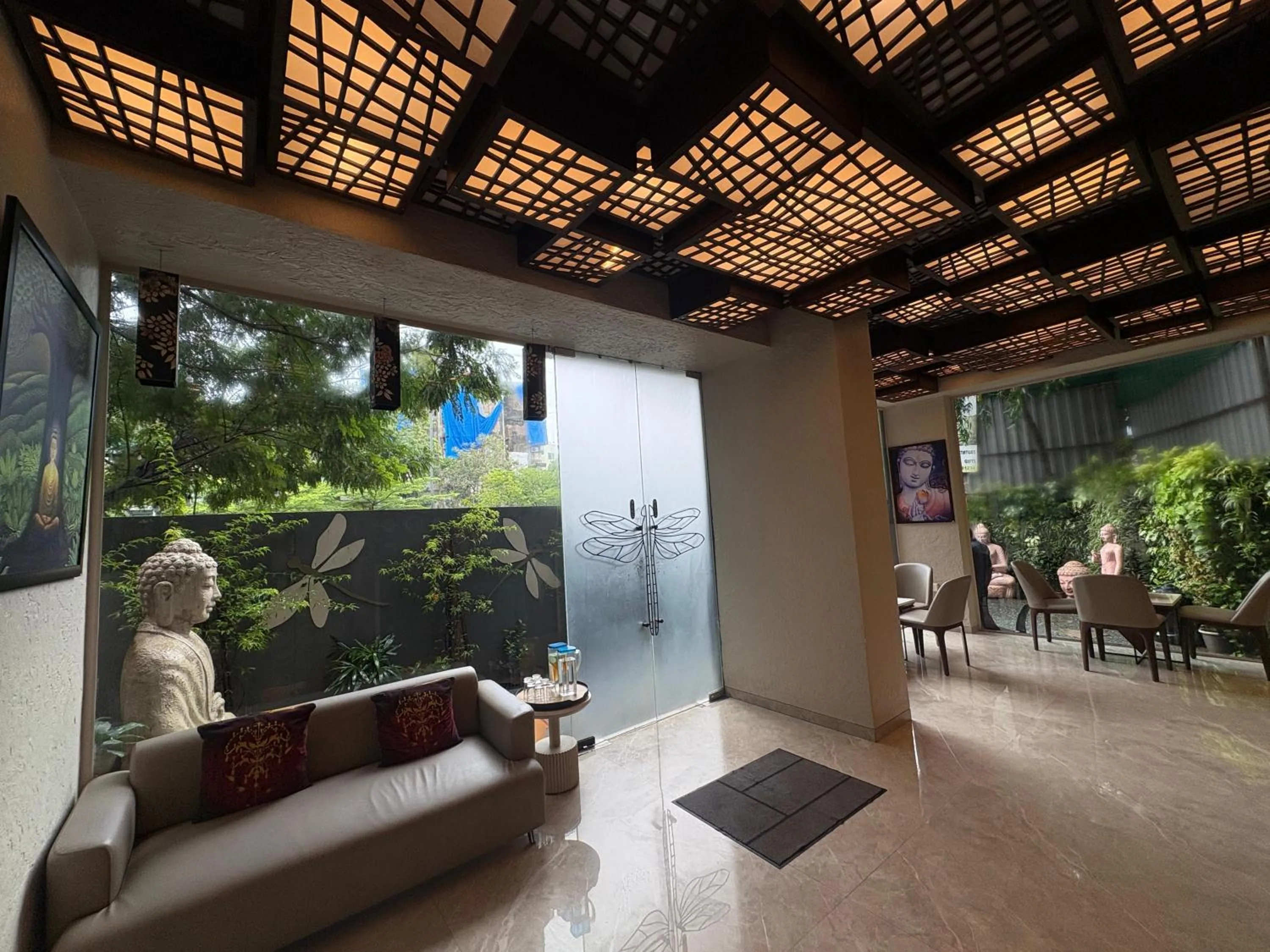 Lobby or reception in Dragonfly Hotel - The Art Hotel