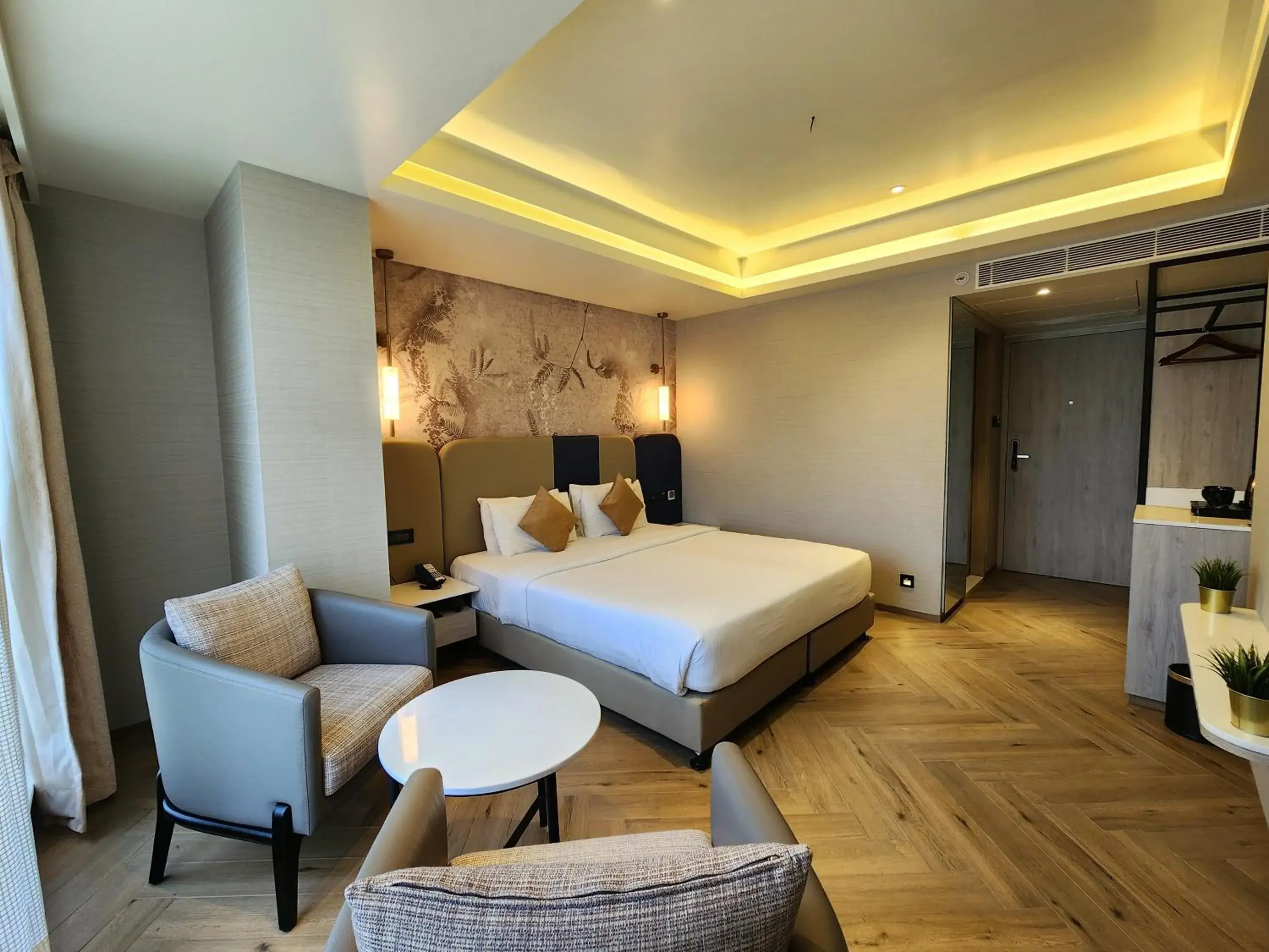 Bed in Dragonfly Hotel - The Art Hotel Bed in Dragonfly Hotel - The Art Hotel