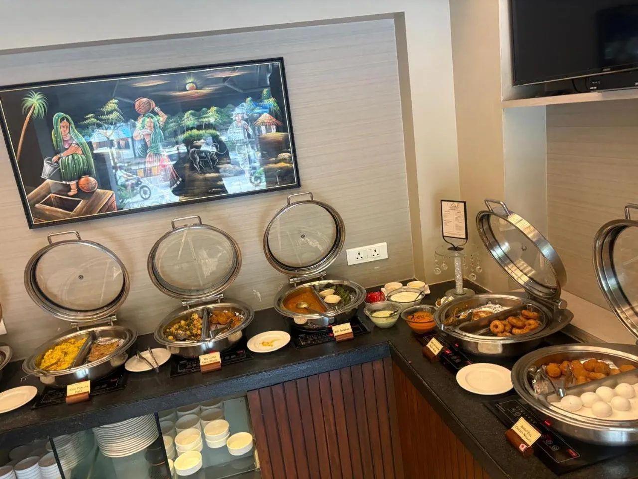 Breakfast in Dragonfly Hotel - The Art Hotel