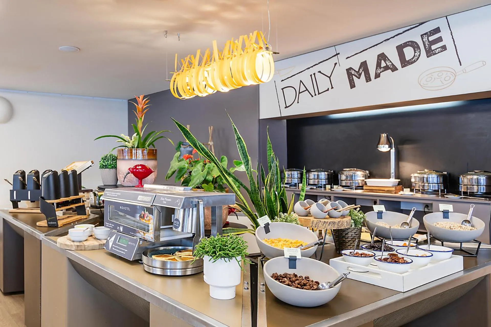 Buffet breakfast in Novotel Setubal