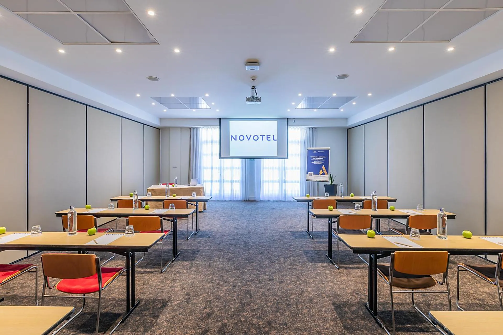 Meeting/conference room in Novotel Setubal