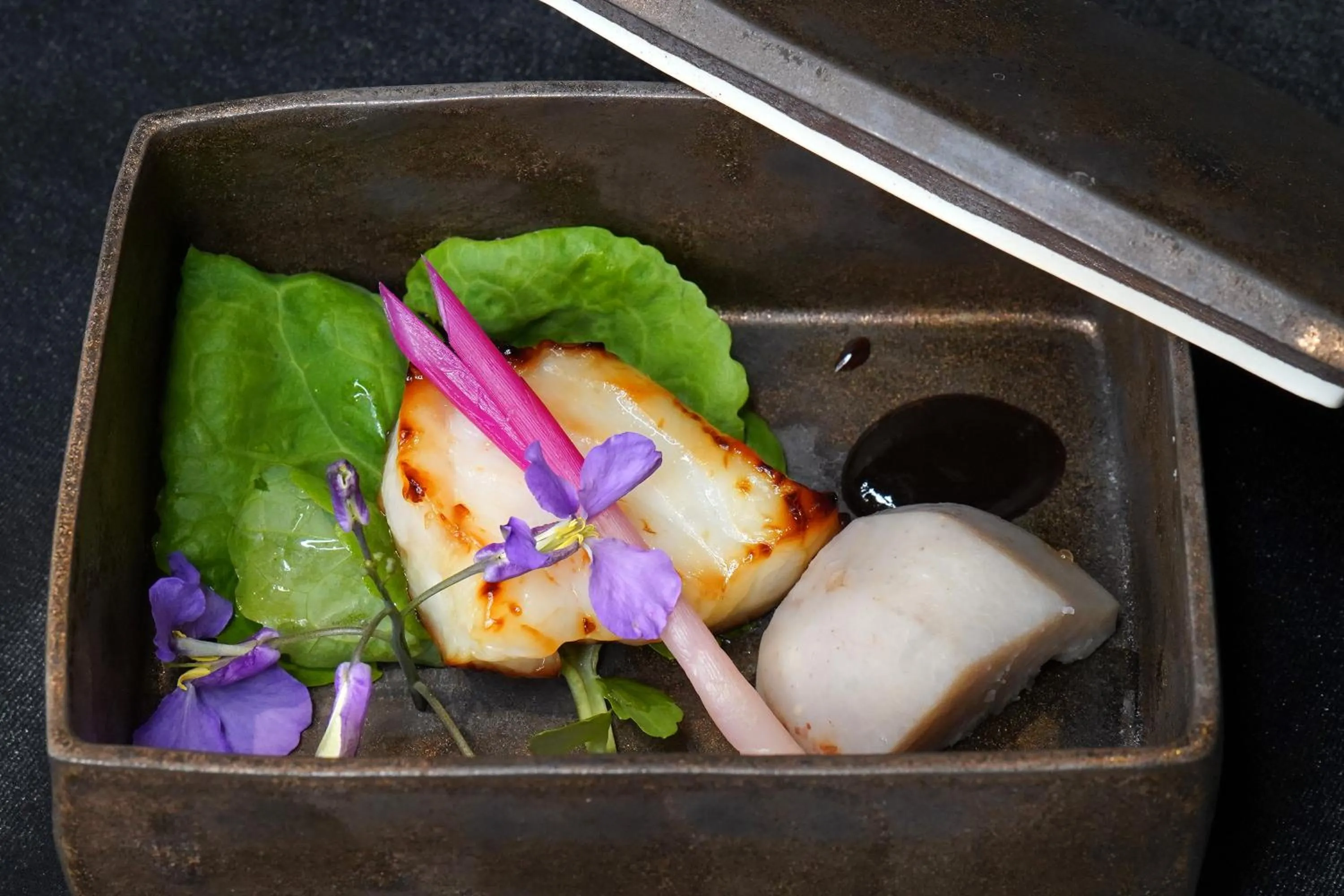 Food close-up in IKI RETREAT by Onko Chishin