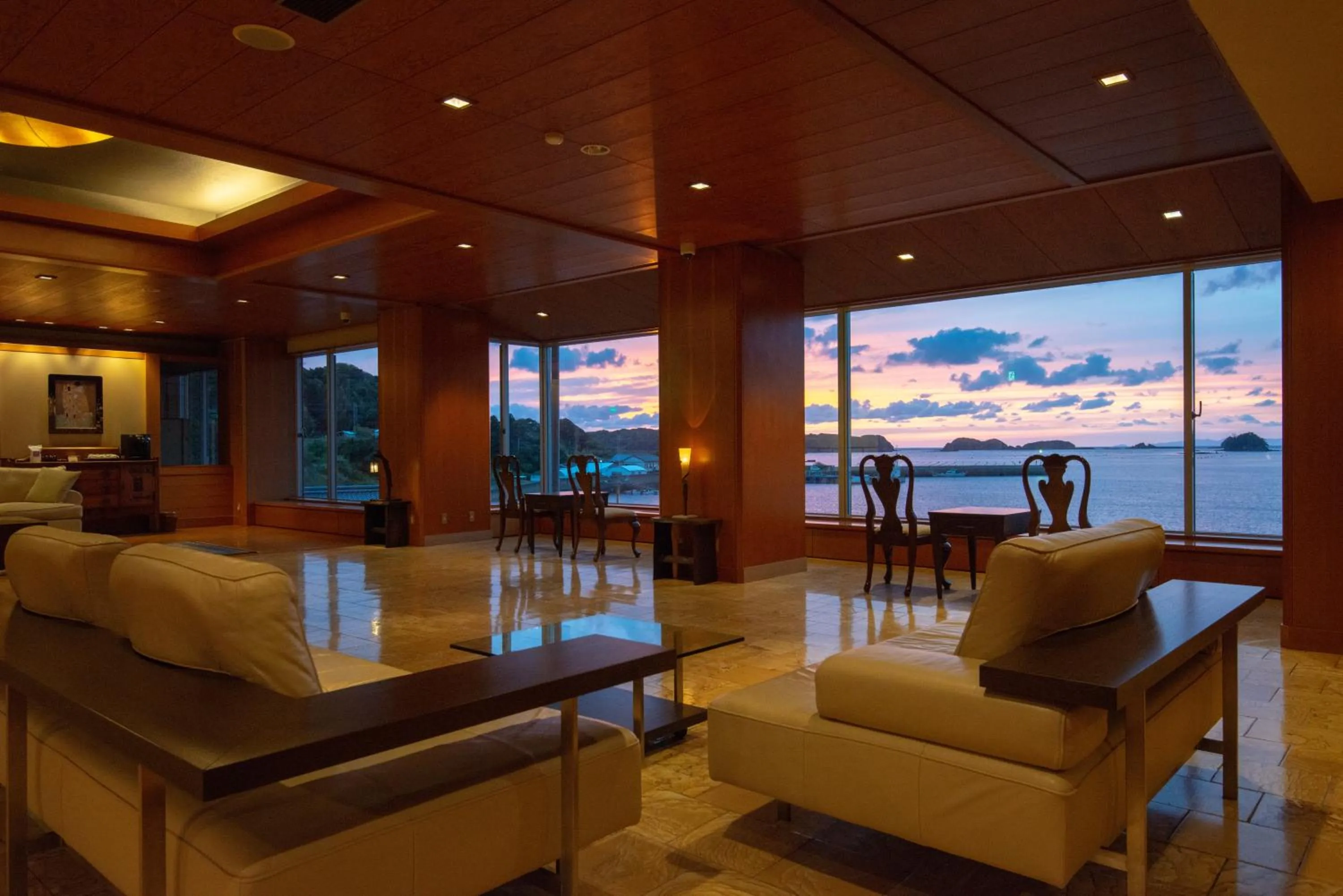 Lobby or reception in IKI RETREAT by Onko Chishin