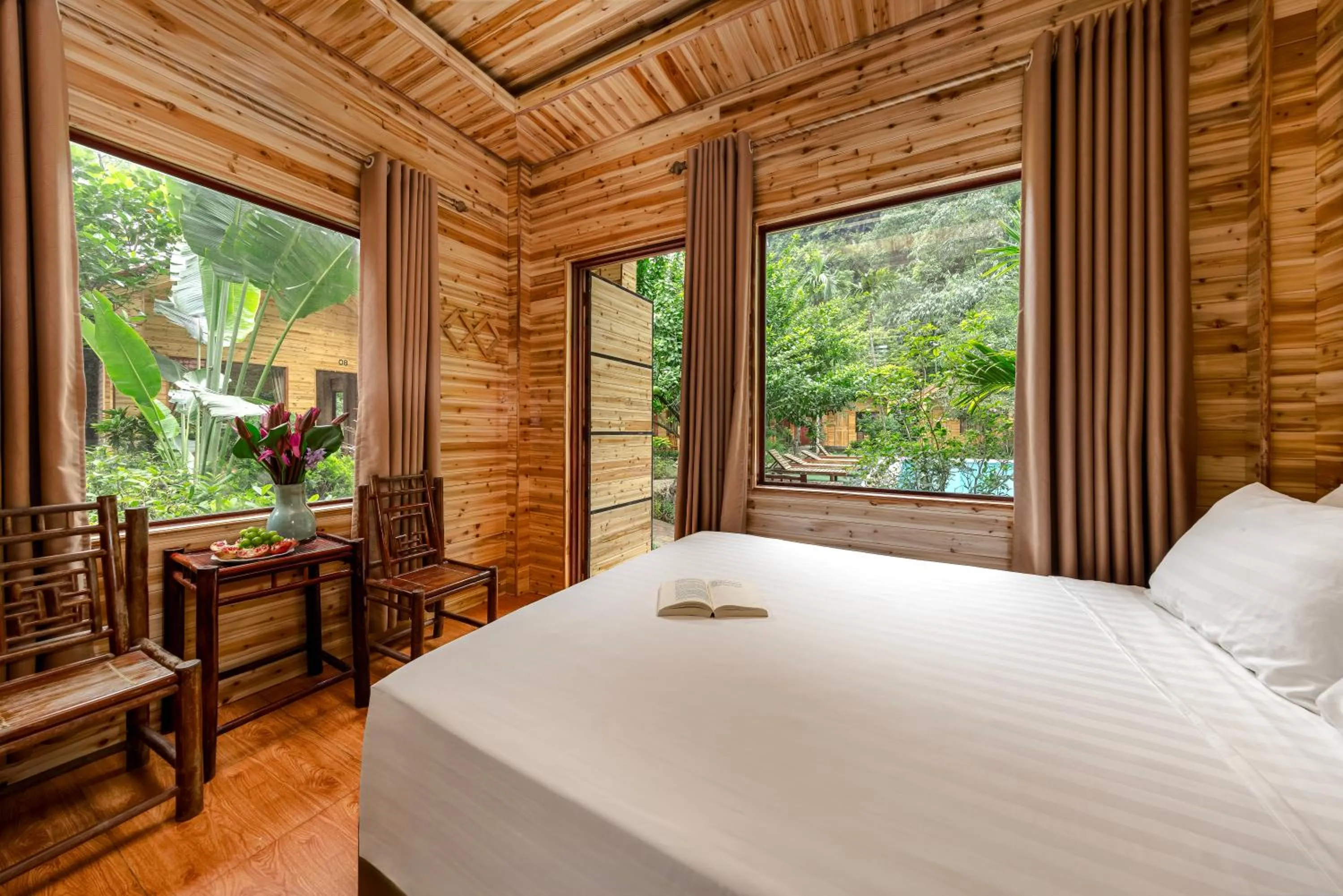 Bed in Tam Coc Rocky Bungalow