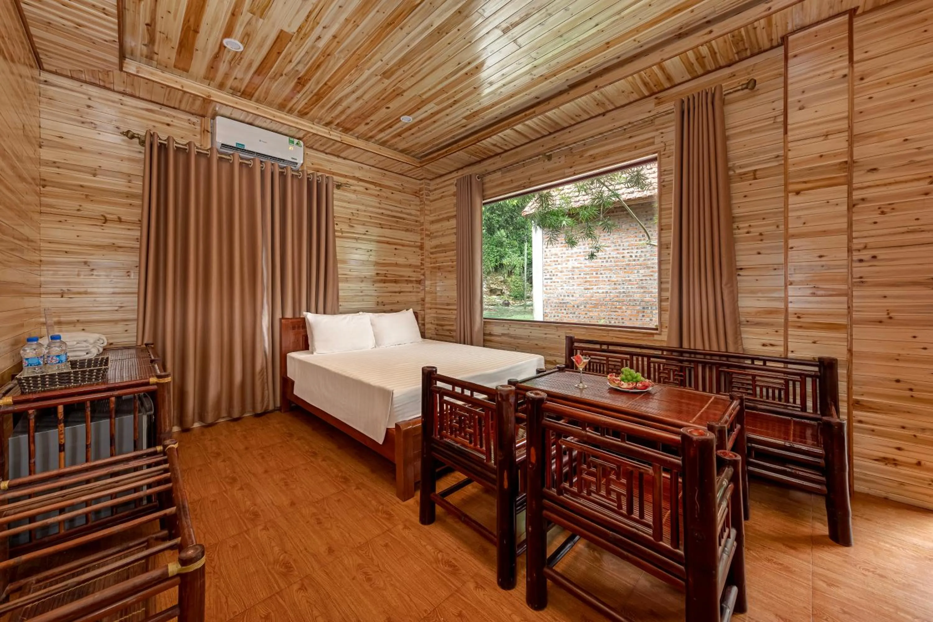 Bed in Tam Coc Rocky Bungalow