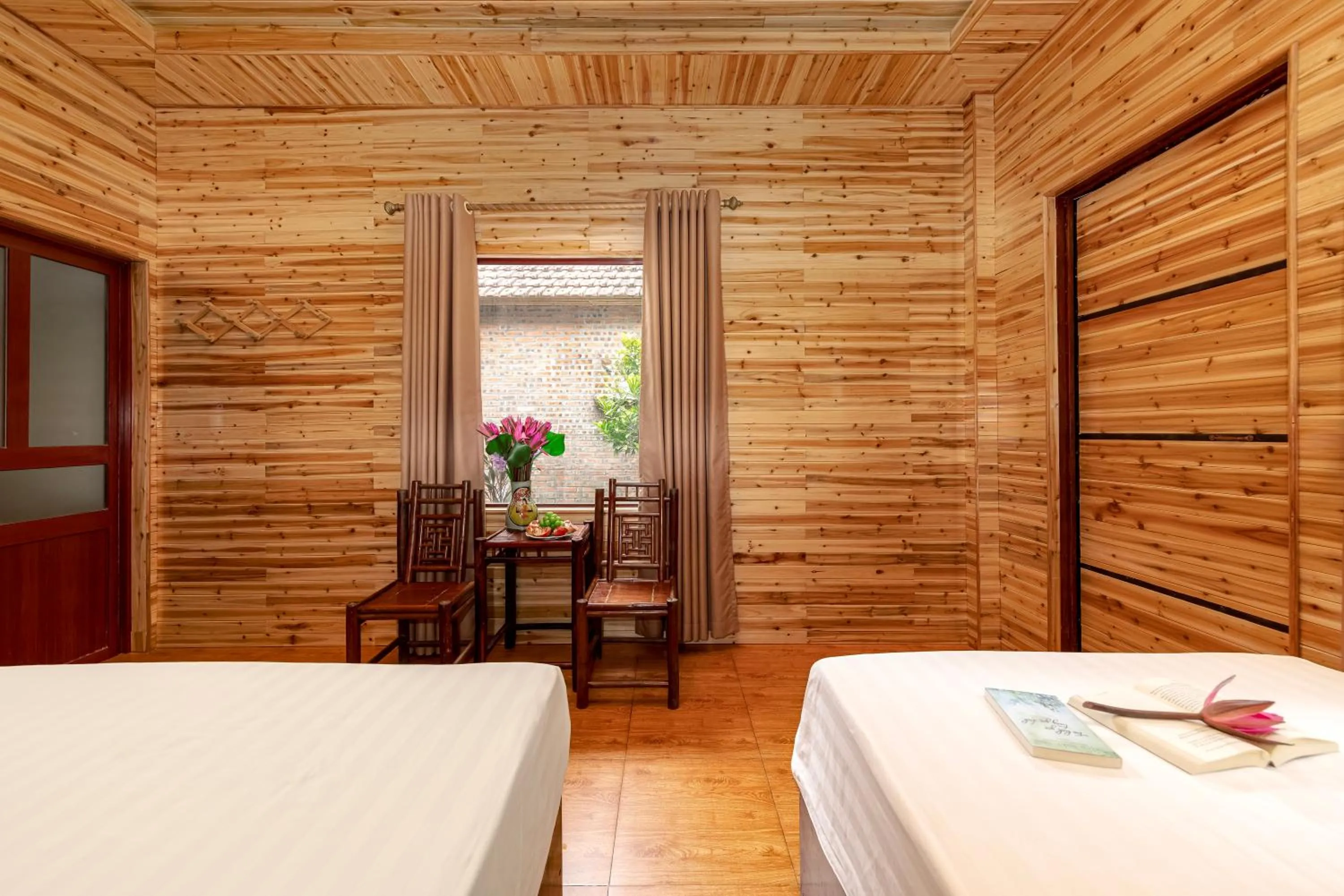 Bed in Tam Coc Rocky Bungalow