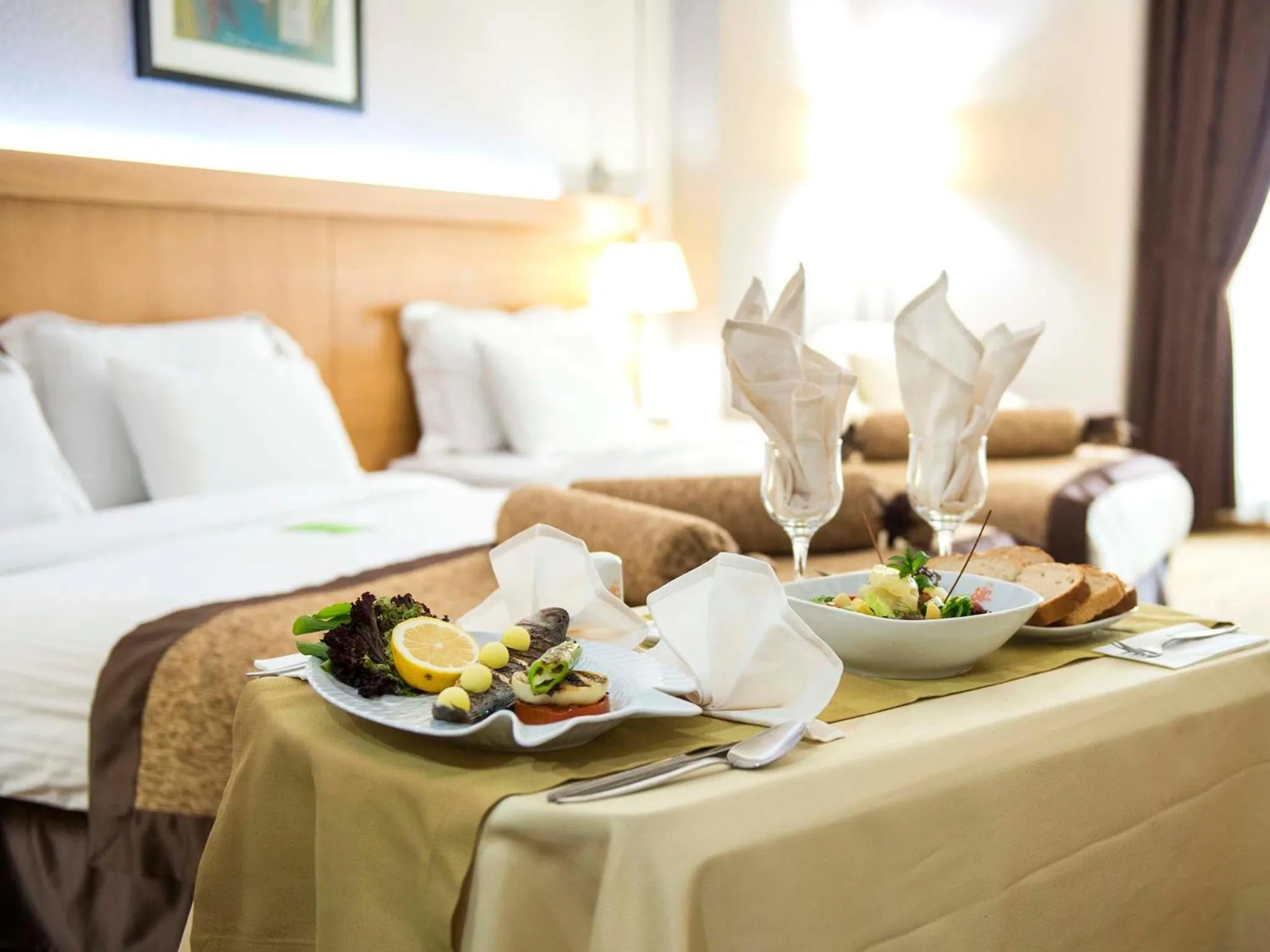 Food close-up, Bed in Siir Boutique Hotel