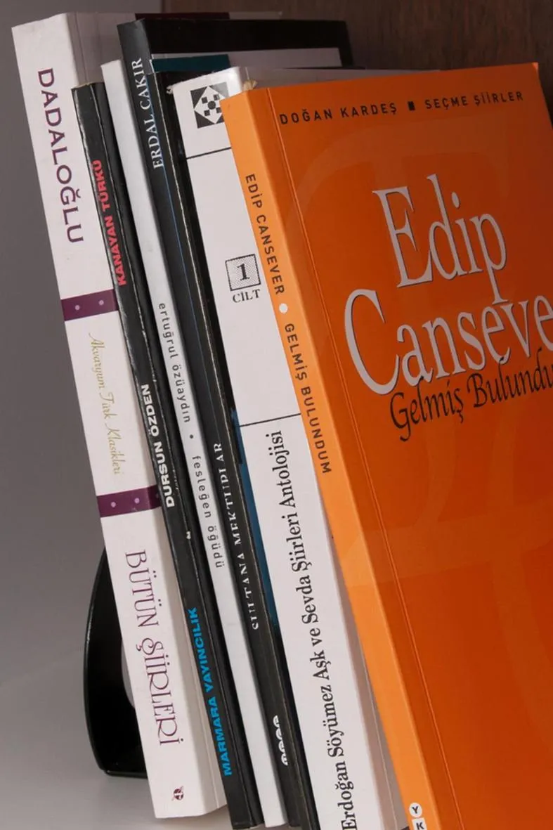 Library in Siir Boutique Hotel