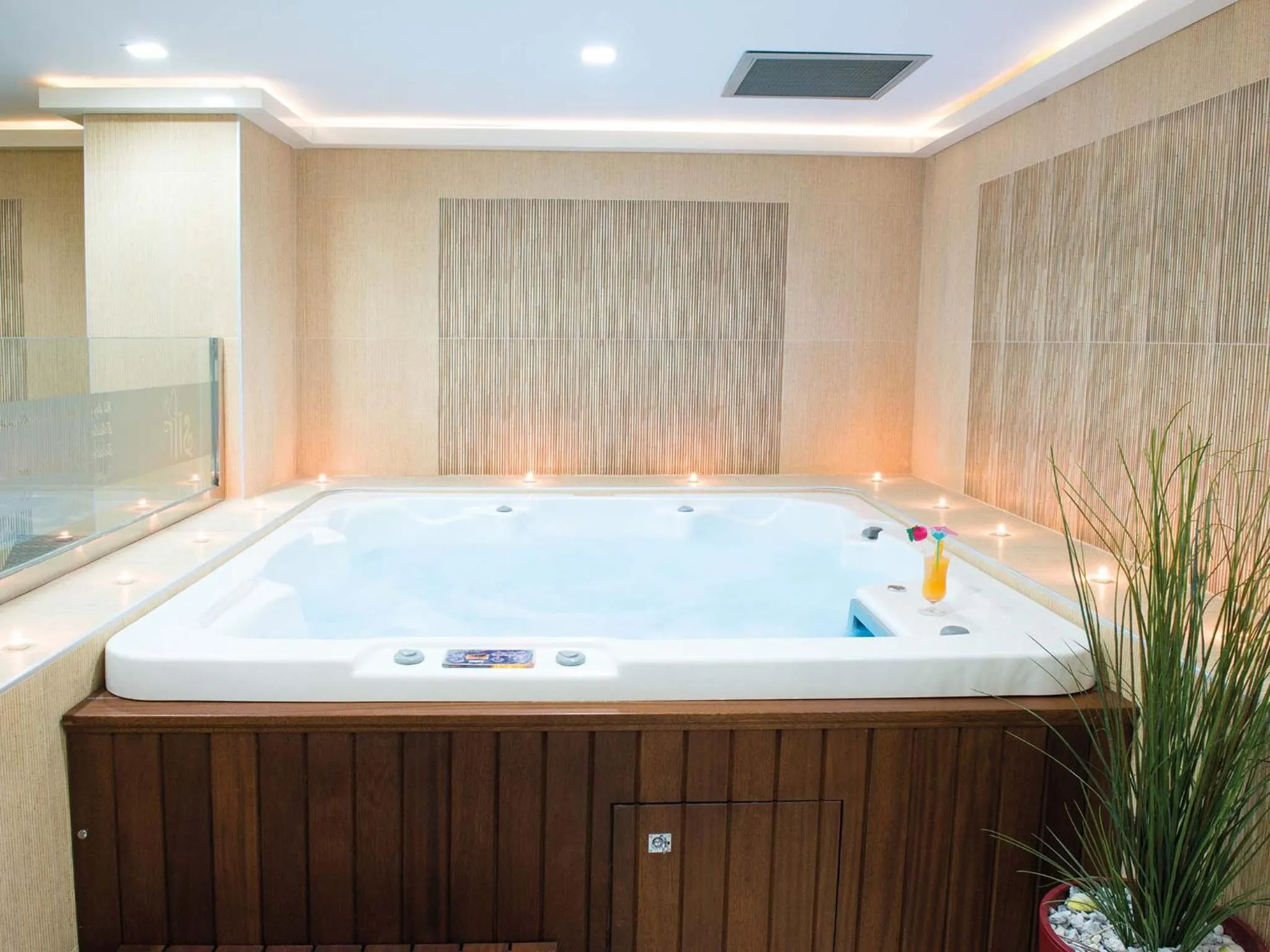 Hot Tub in Siir Boutique Hotel