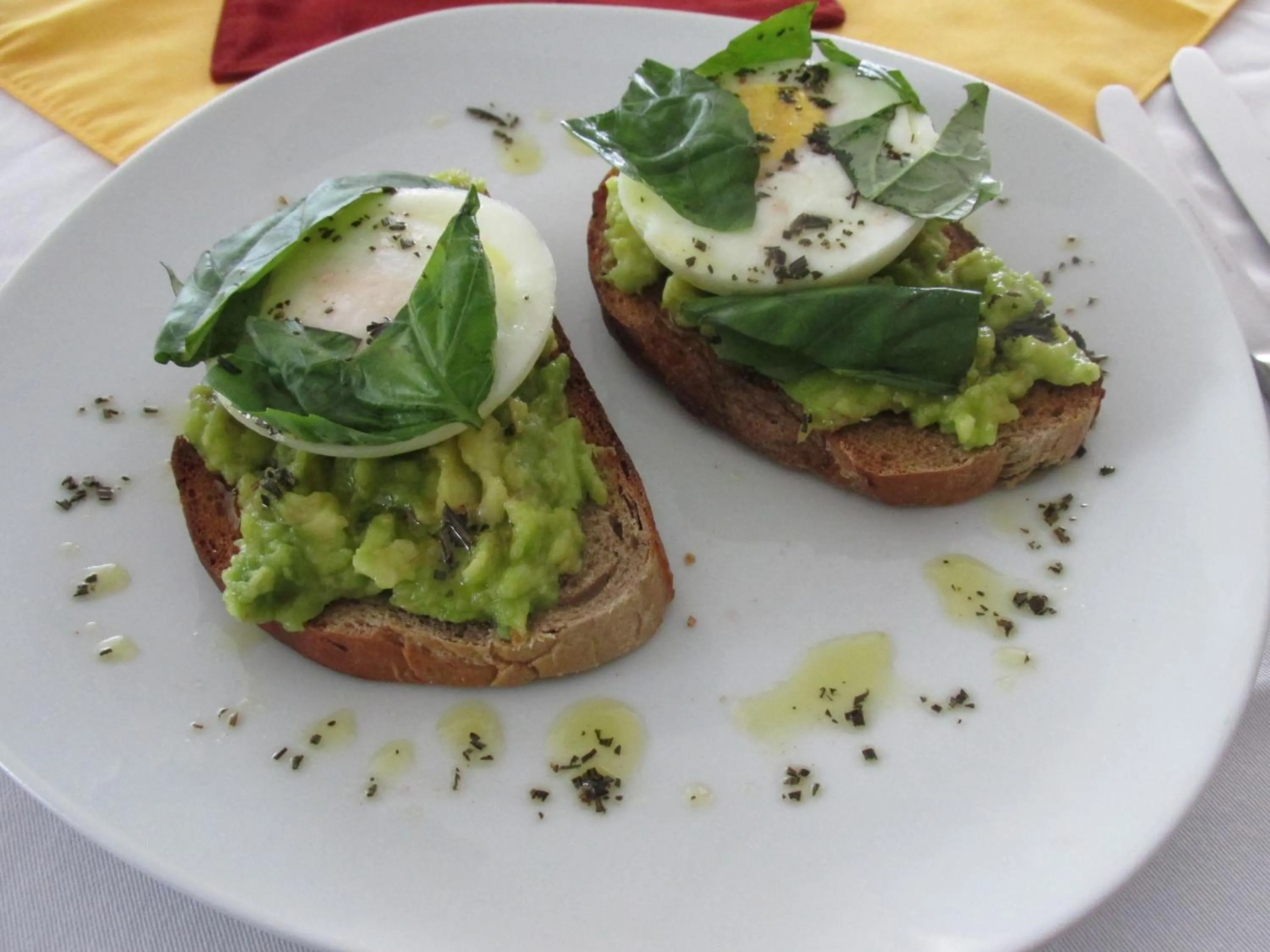 Food and drinks in Poinciana Resort