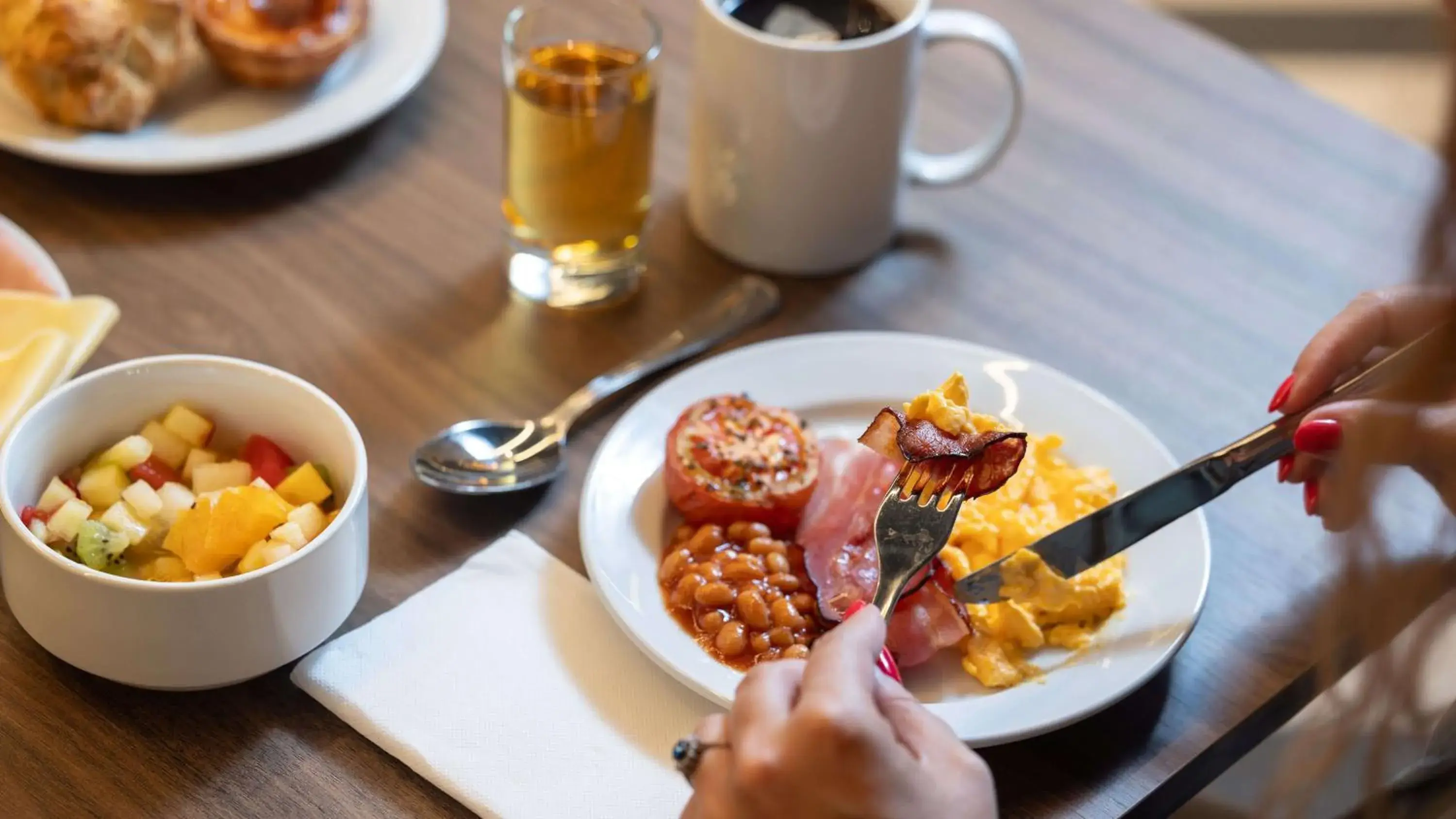 Restaurant/places to eat in Holiday Inn Express & Suites Lisbon - Príncipe Real by IHG Restaurant/places to eat in Holiday Inn Express & Suites Lisbon - Príncipe Real by IHG