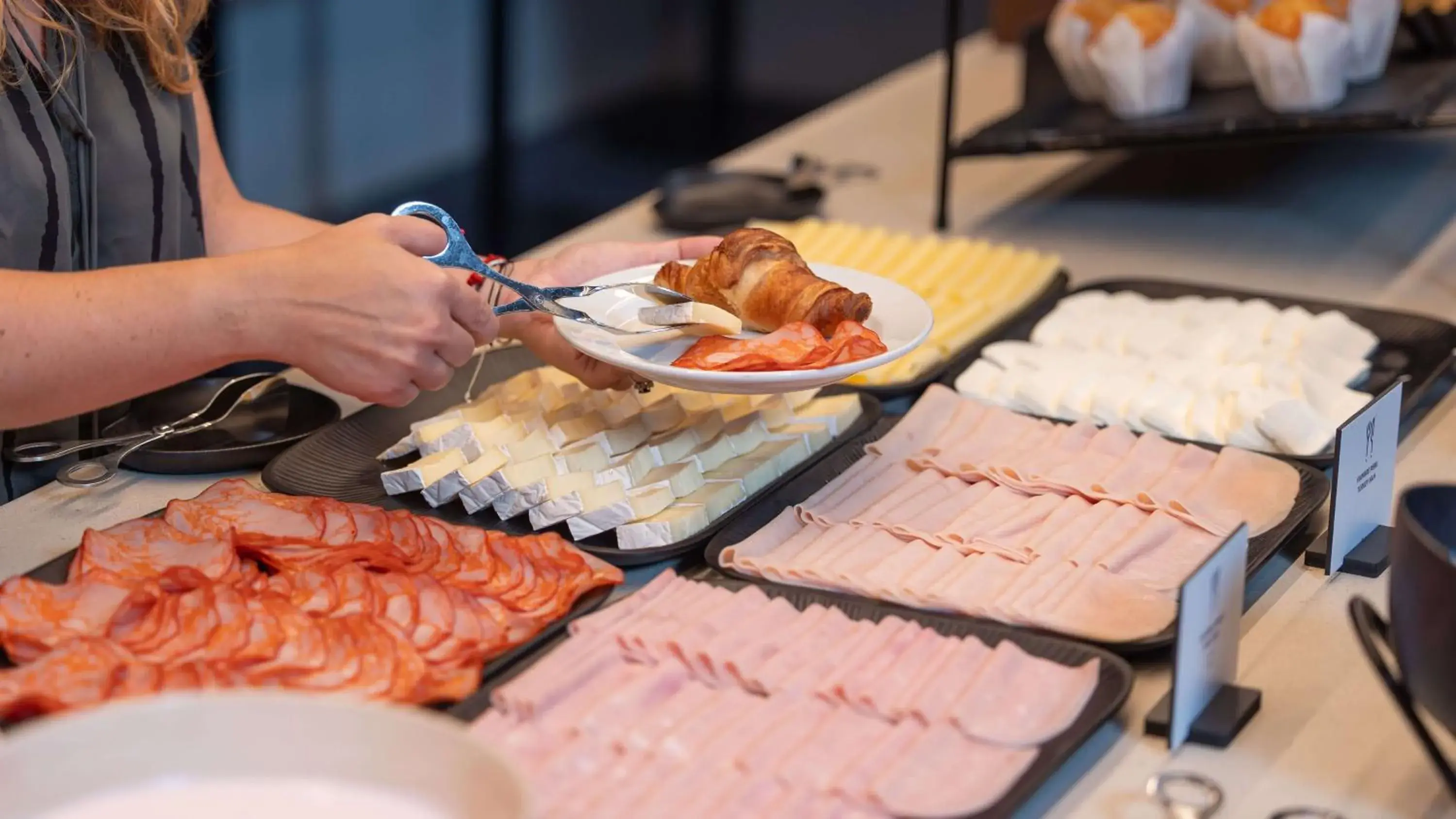 Breakfast in Holiday Inn Express & Suites Lisbon - Príncipe Real by IHG Breakfast in Holiday Inn Express & Suites Lisbon - Príncipe Real by IHG