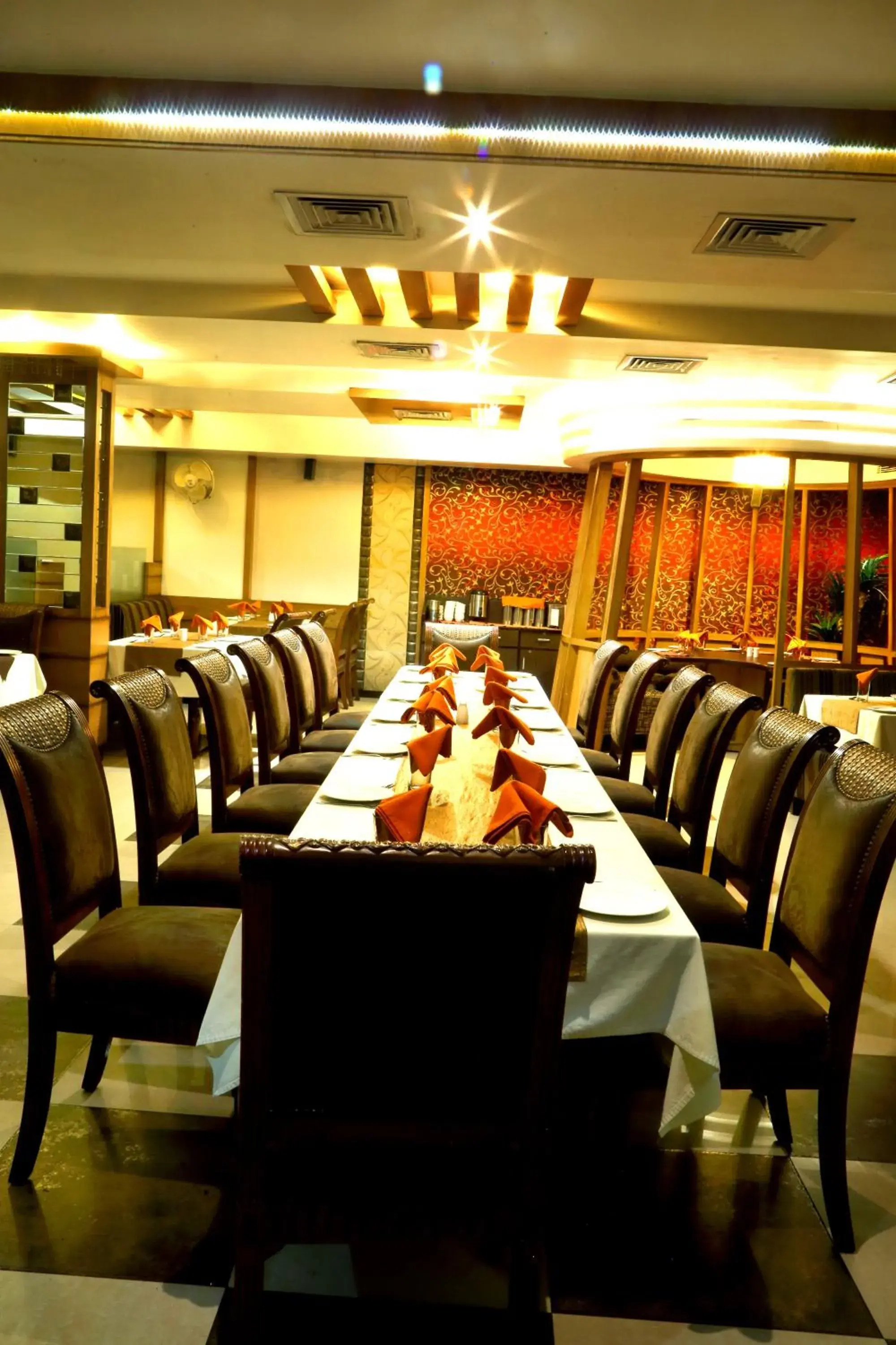 Restaurant/places to eat in Hotel Meera Restaurant/places to eat in Hotel Meera