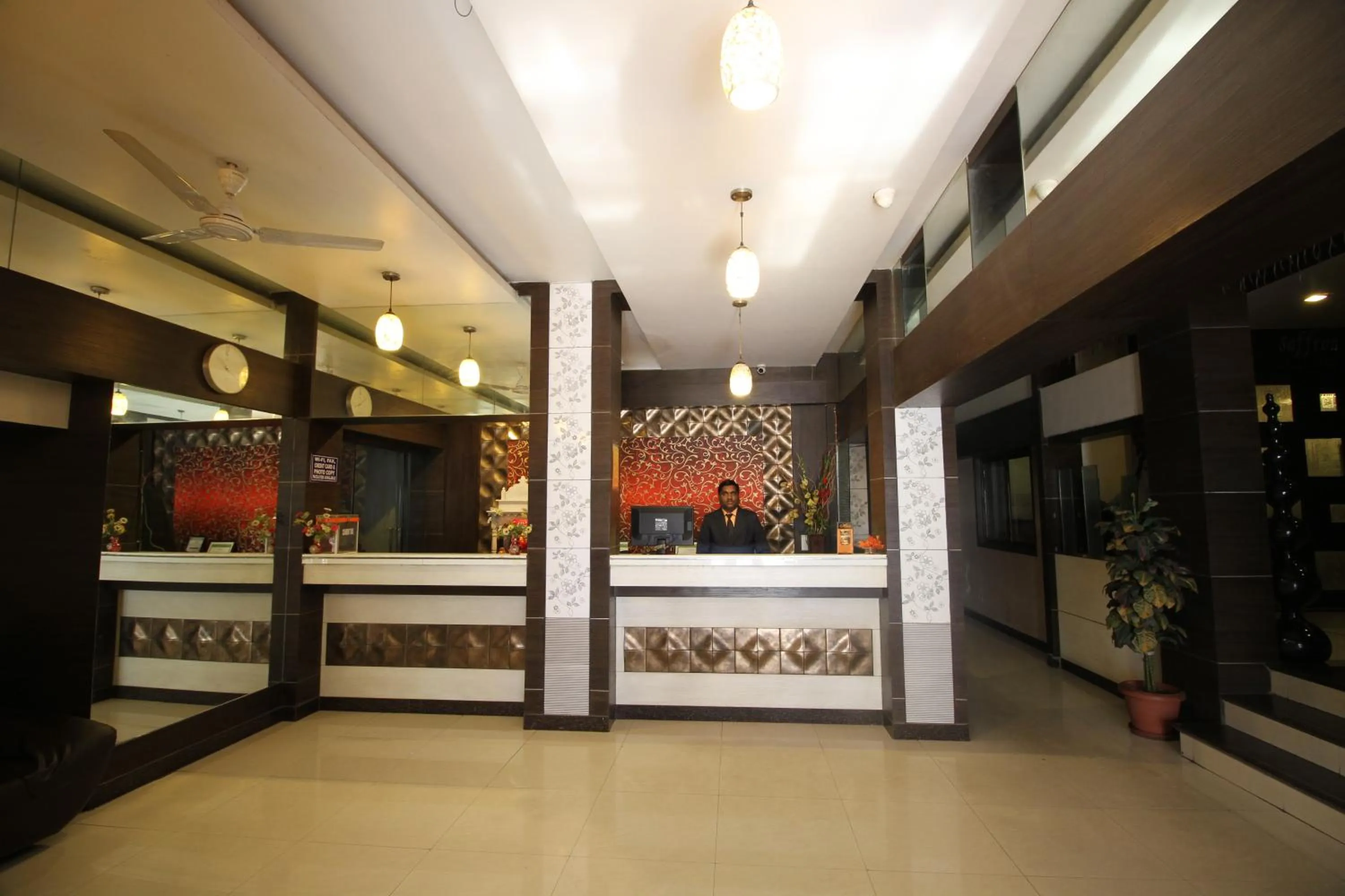 Lobby or reception in Hotel Meera
