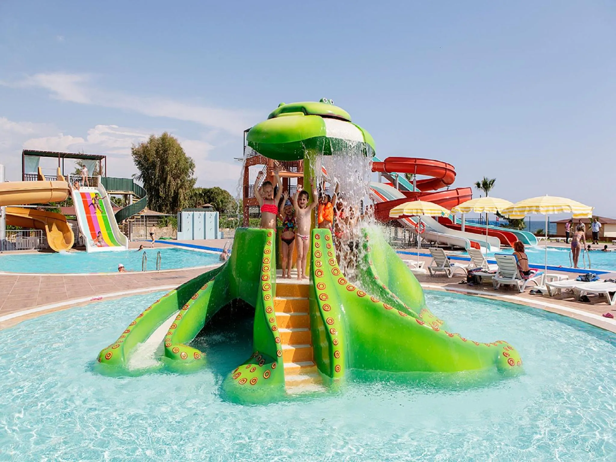 Entertainment in Club Turtas Beach - All Inclusive