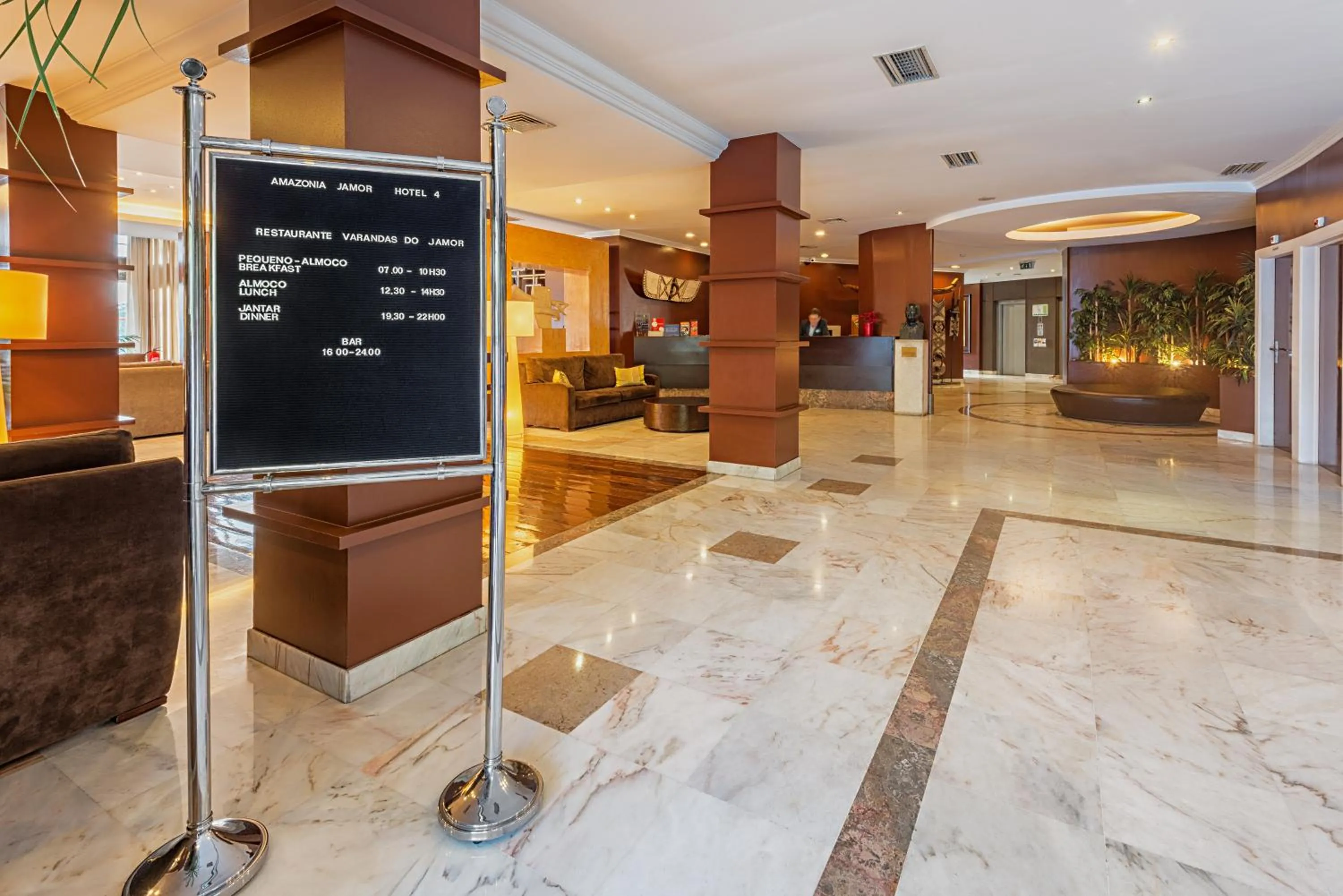Lobby or reception in Amazonia Jamor Hotel