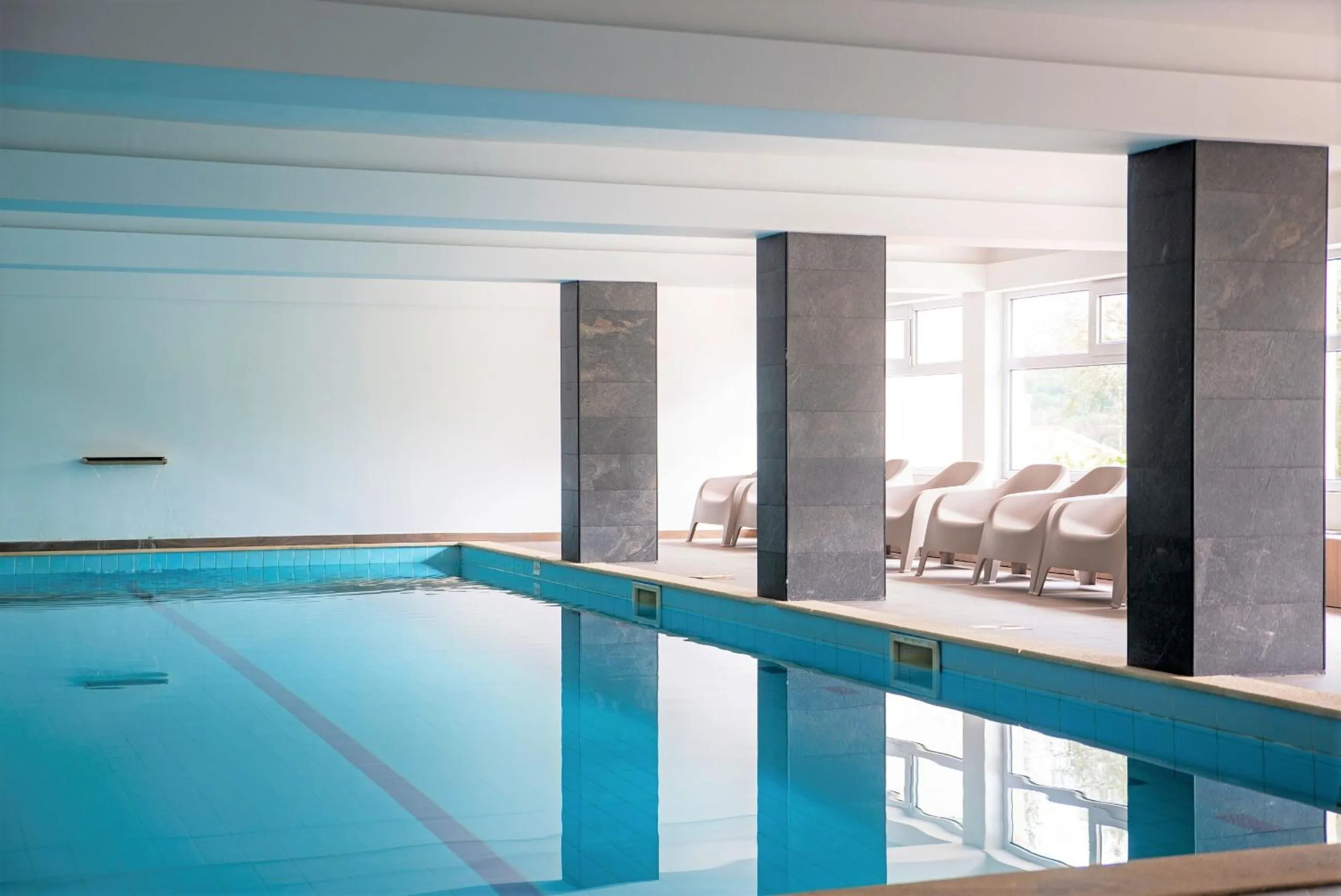 Swimming pool in Amazonia Jamor Hotel