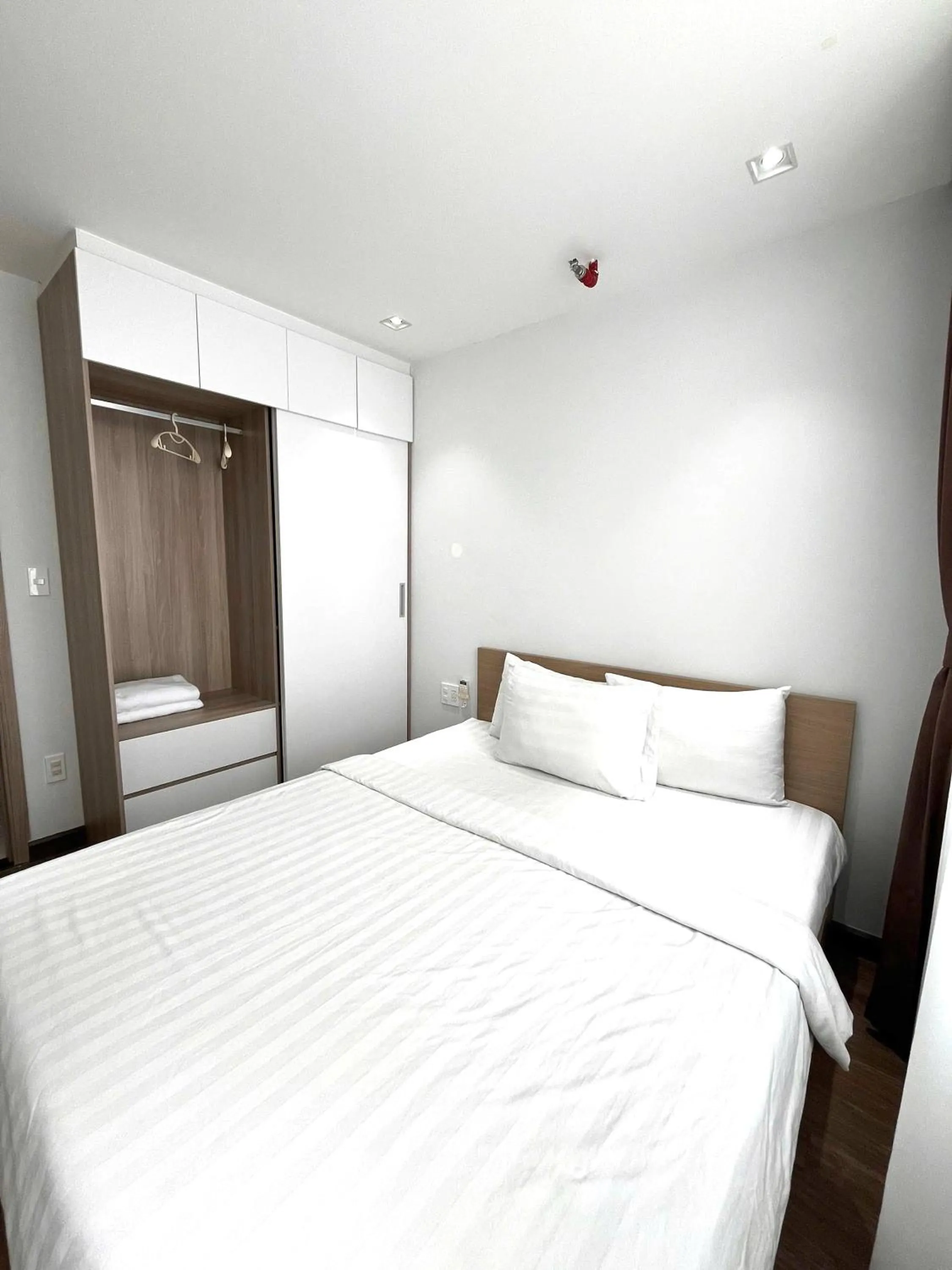 Bed in Scenic Valley Suite