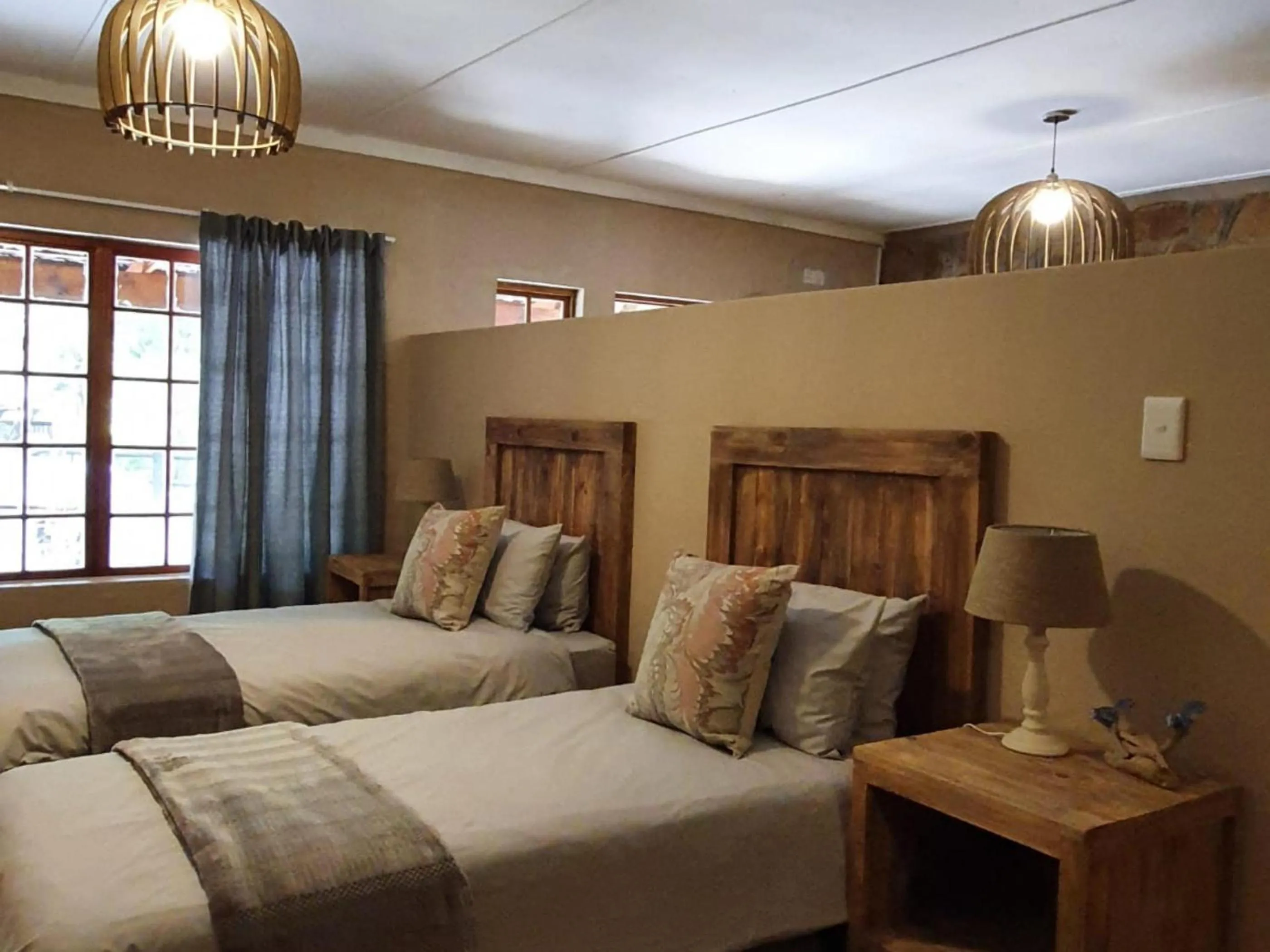 Bed in Invermooi Estate