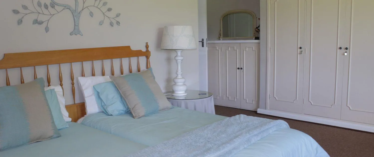 Bed in Invermooi Estate