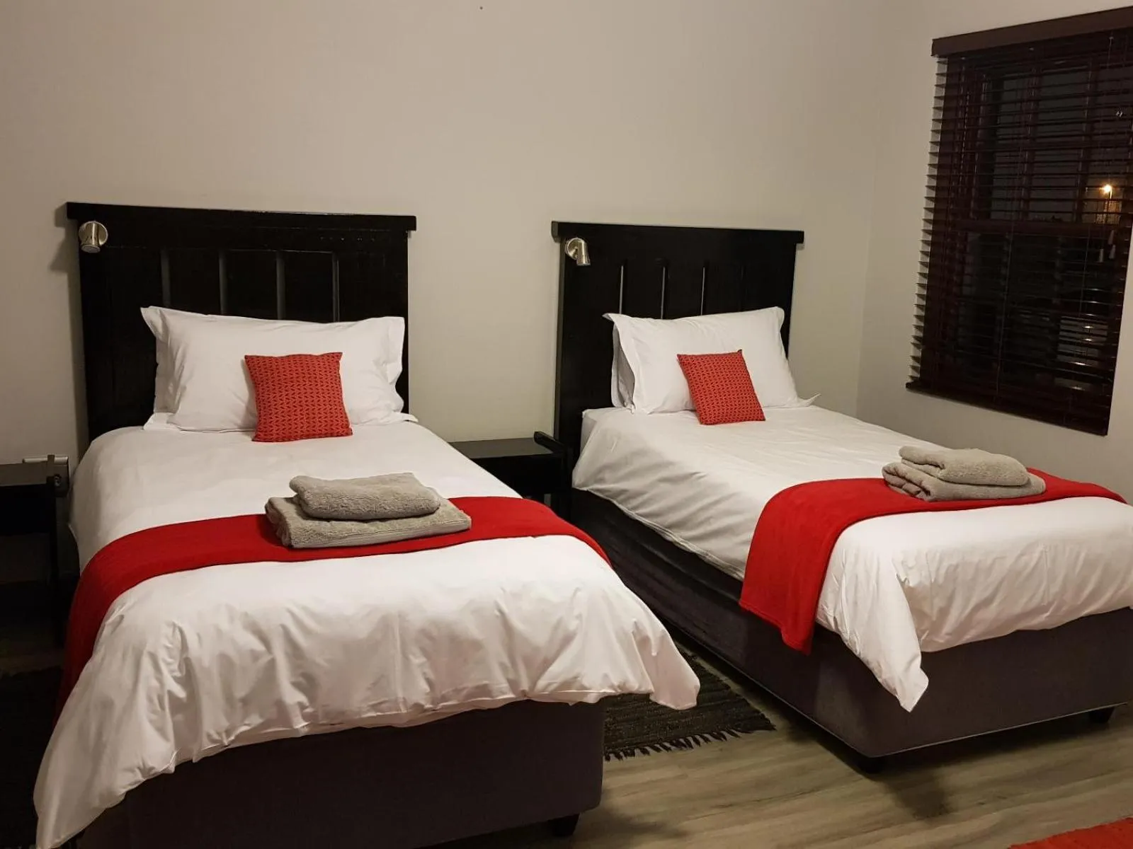 Bedroom, Bed in Port Del Mar Guesthouse