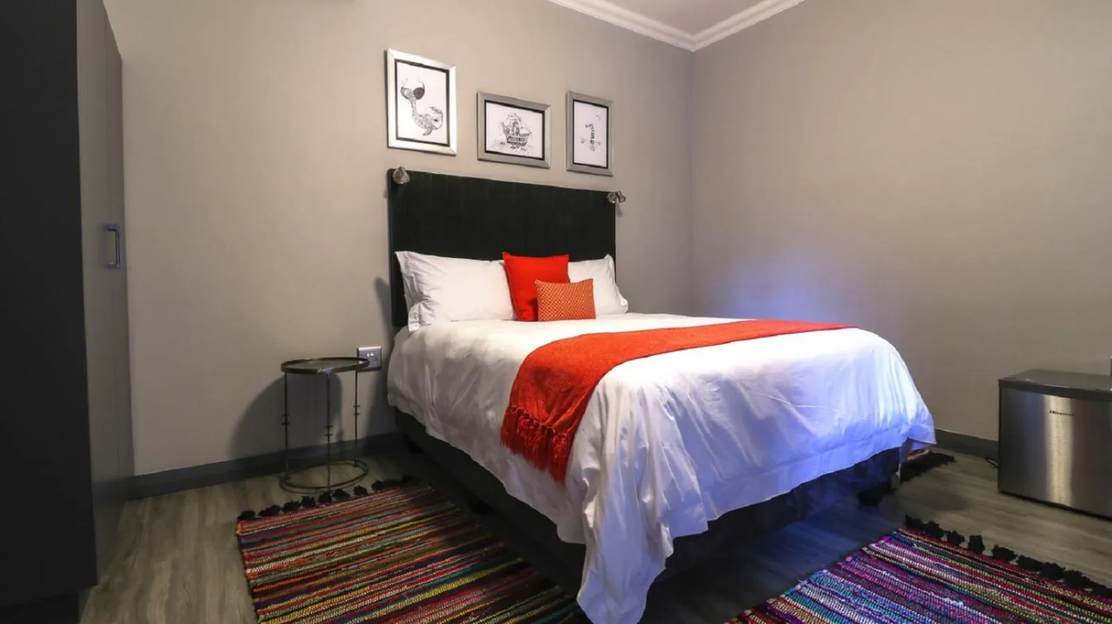 Bedroom, Bed in Port Del Mar Guesthouse