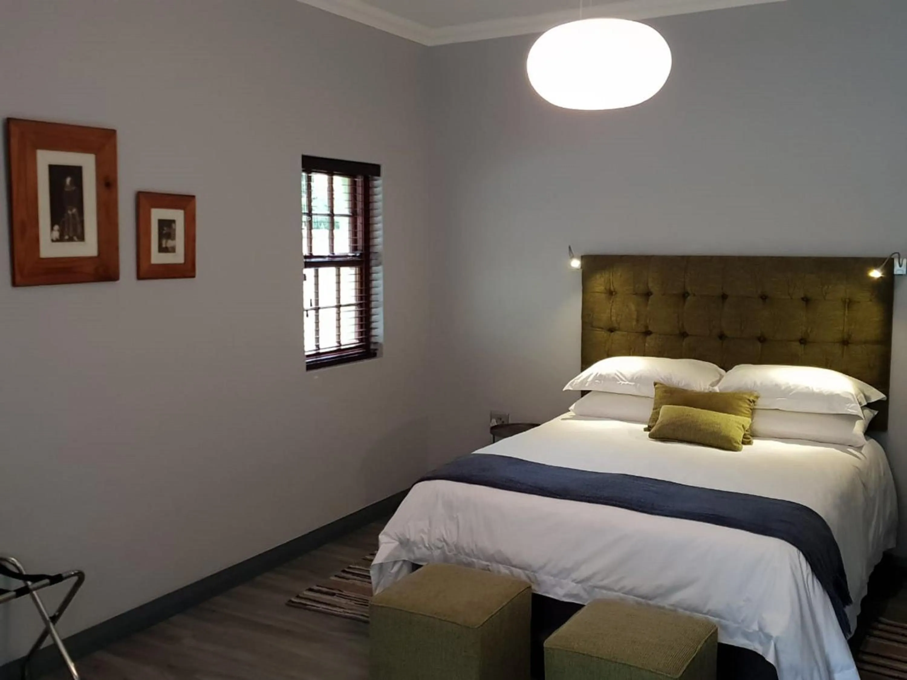 Bedroom, Bed in Port Del Mar Guesthouse