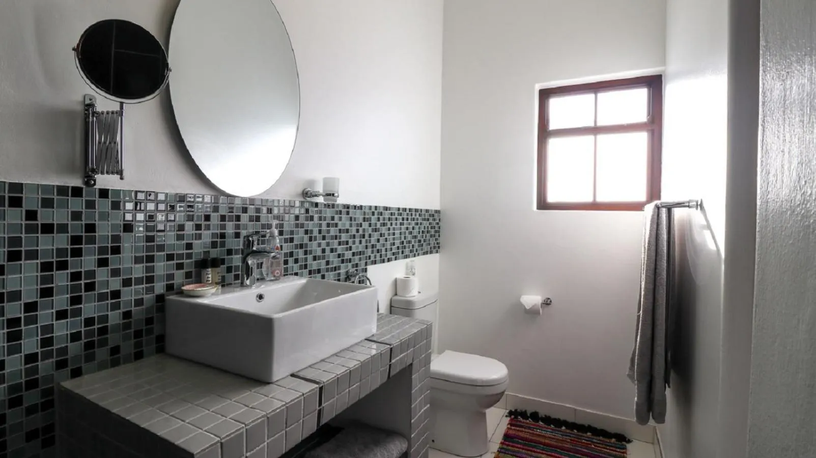 Shower in Port Del Mar Guesthouse