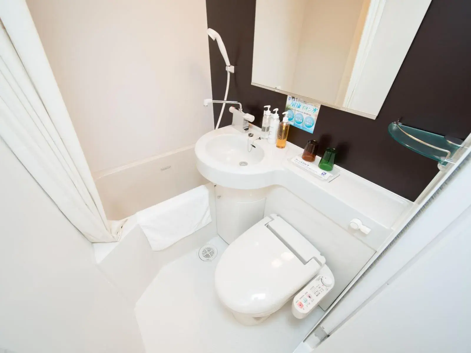 Photo of the whole room in Super Hotel Fukushima Iwaki Photo of the whole room in Super Hotel Fukushima Iwaki