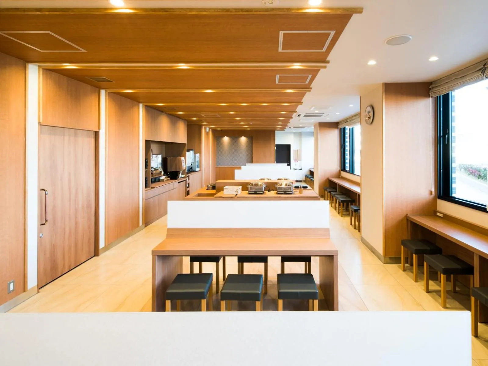 Communal lounge/ TV room in Super Hotel Fukushima Iwaki