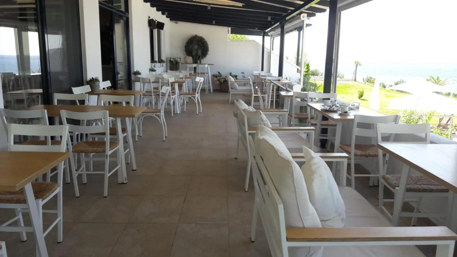 Restaurant/places to eat in Samothraki Beach Boutique Hotel
