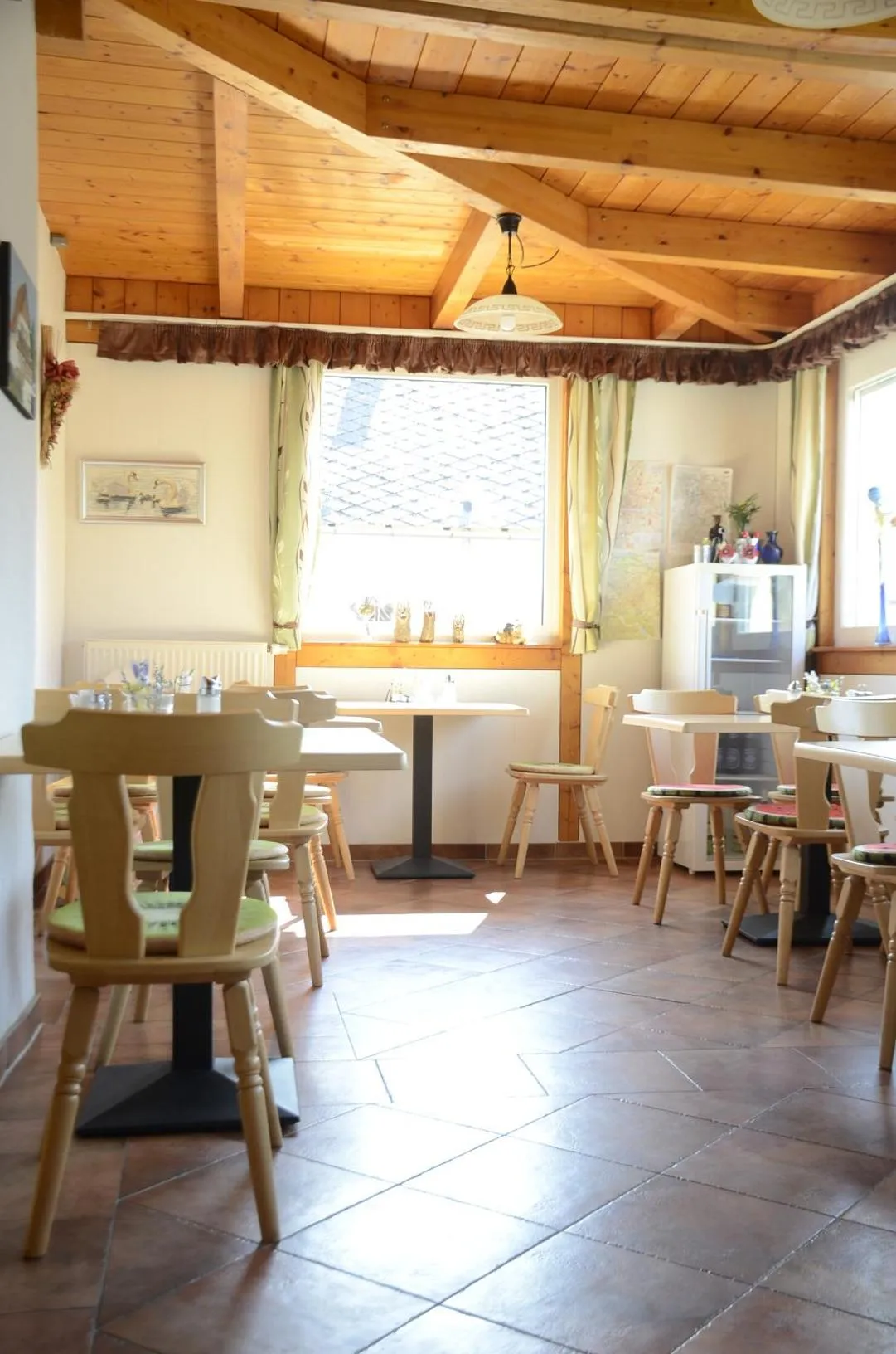 Breakfast in Gästehaus Christa ****