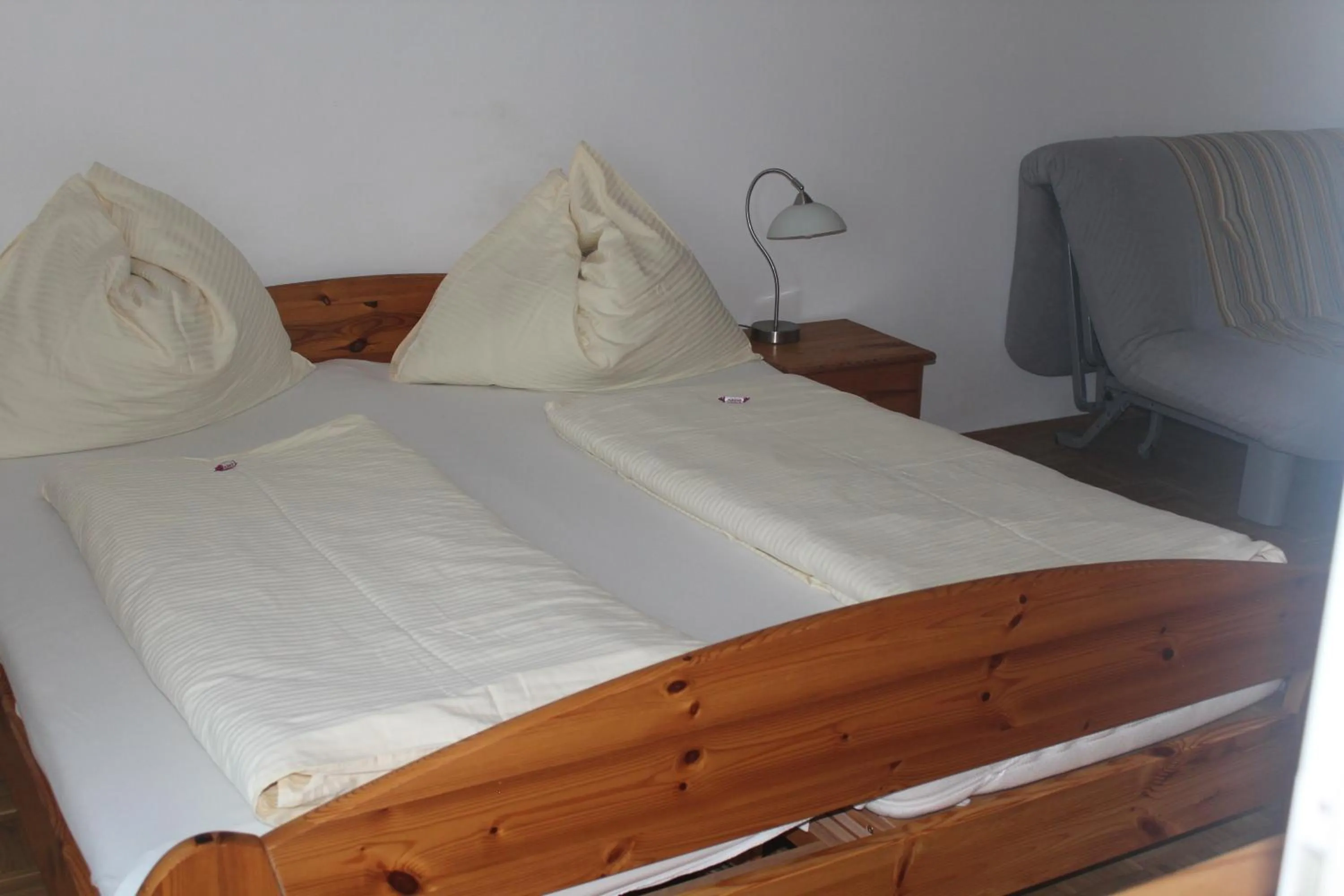 Other, Bed in Gästehaus Christa ****