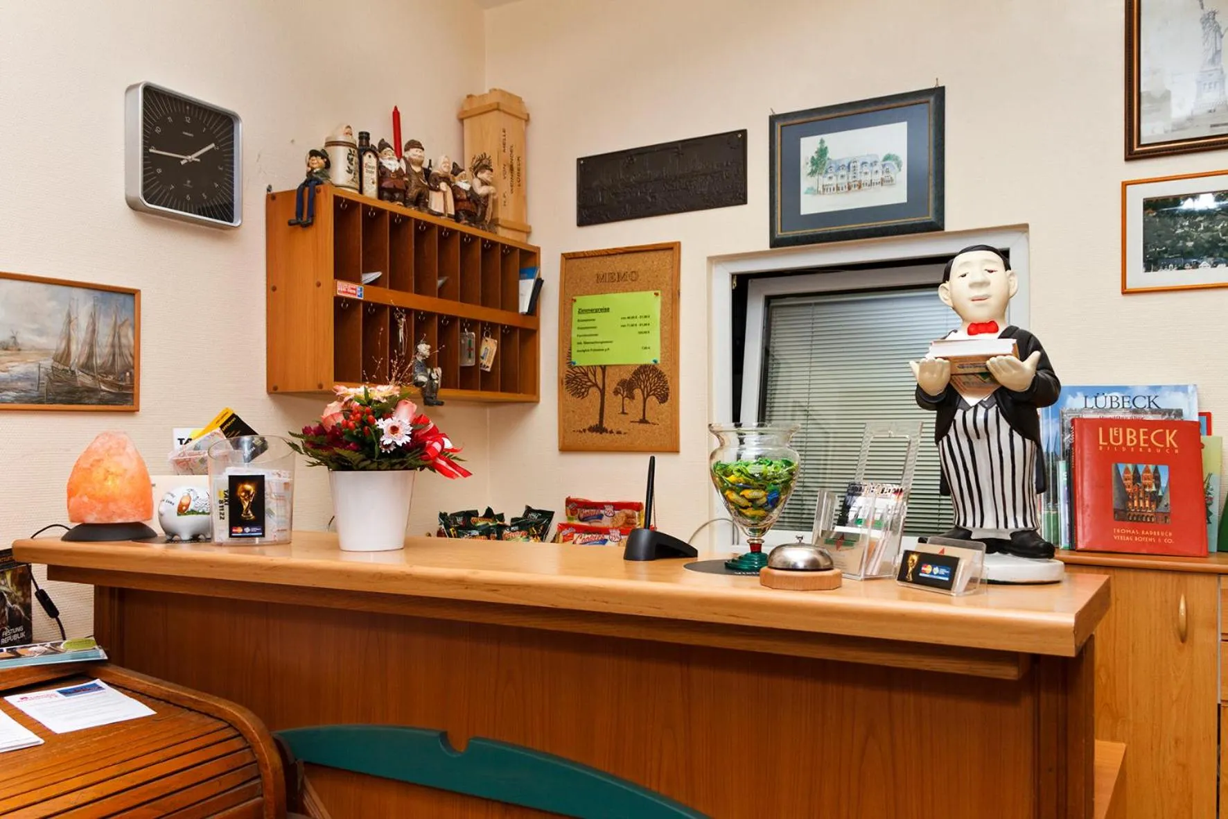 Lobby or reception in Hotel Ideal