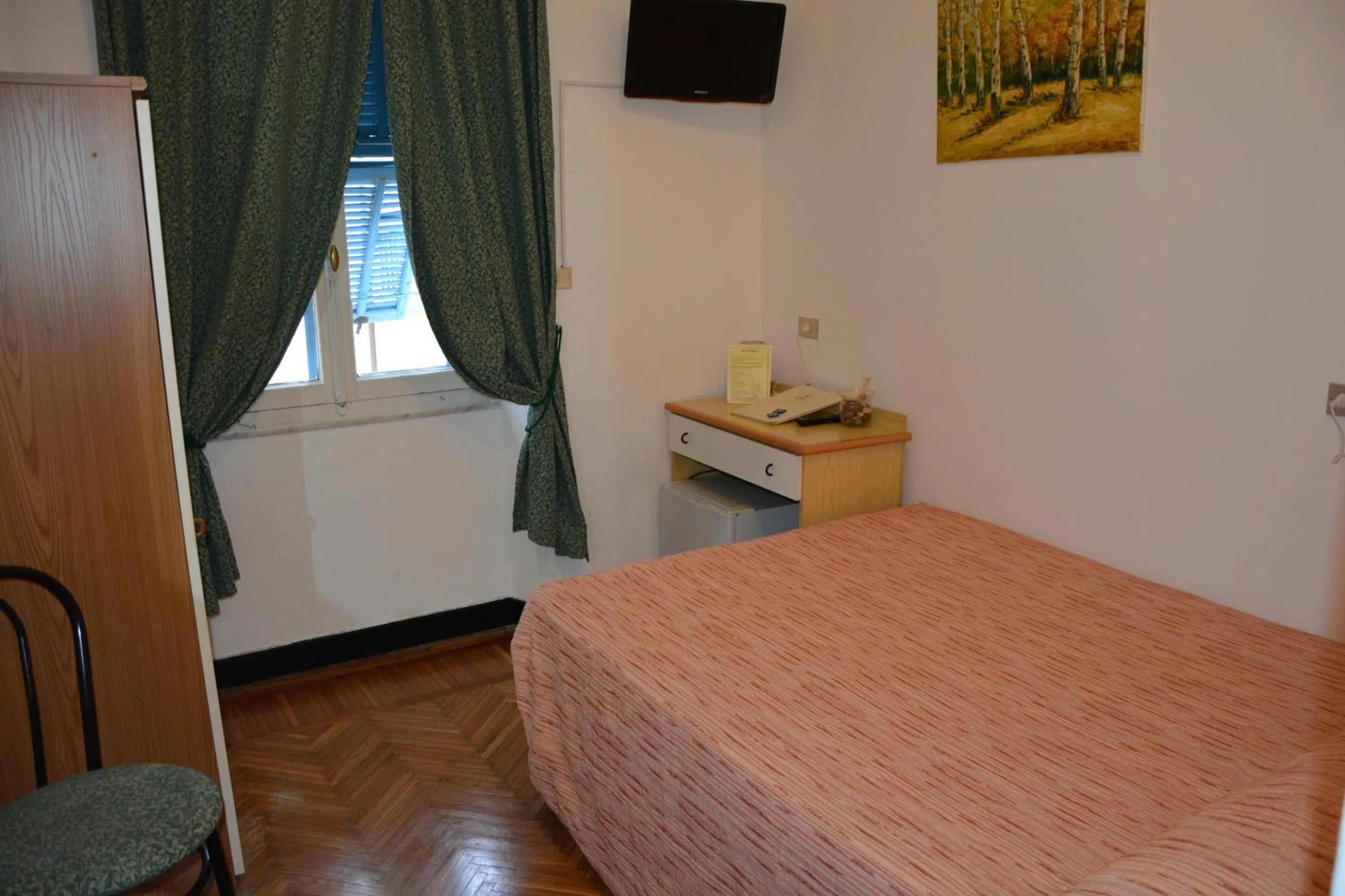 Bed in Hotel Alfieri